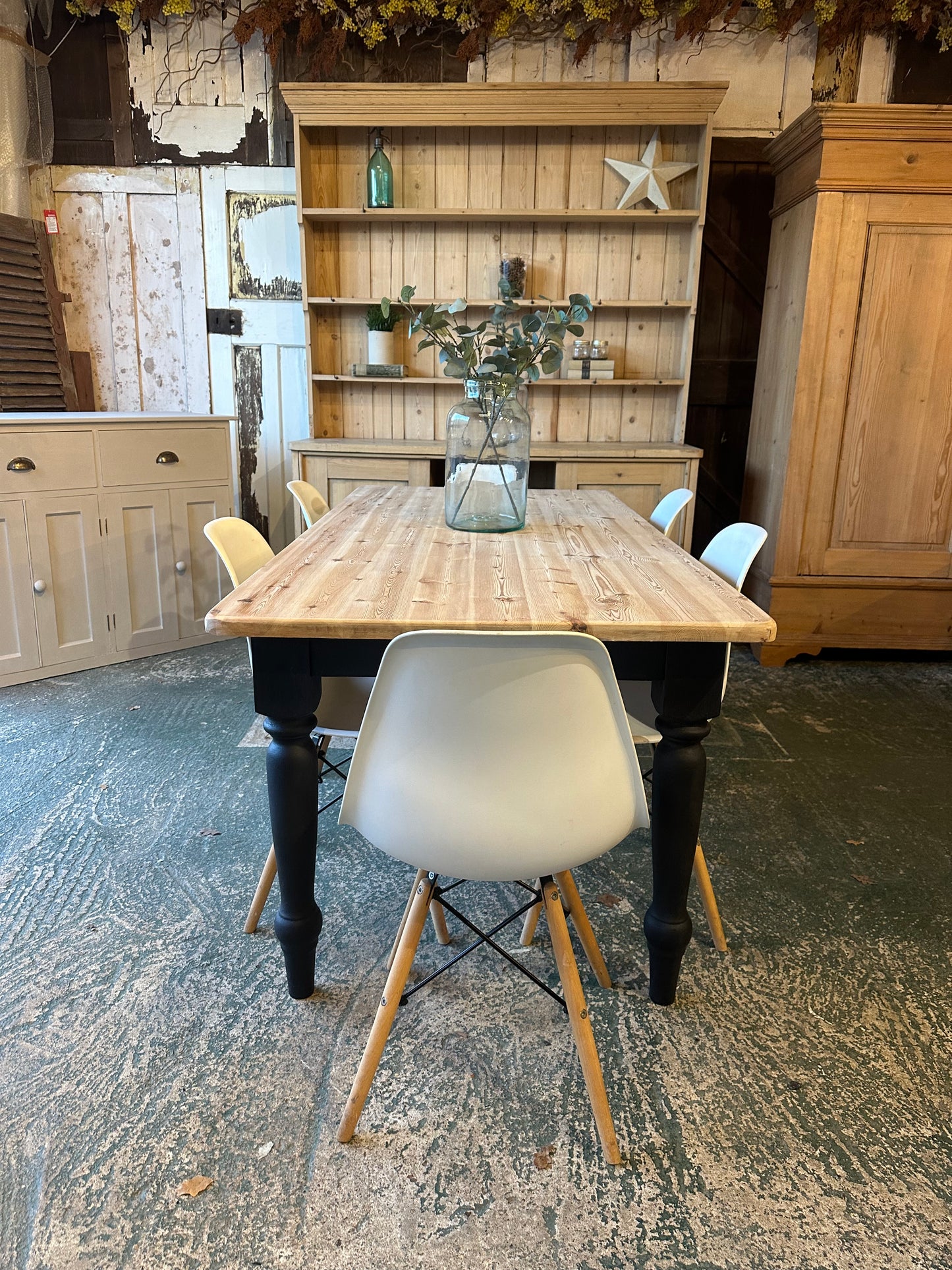 Rustic farmhouse table large 6 seater