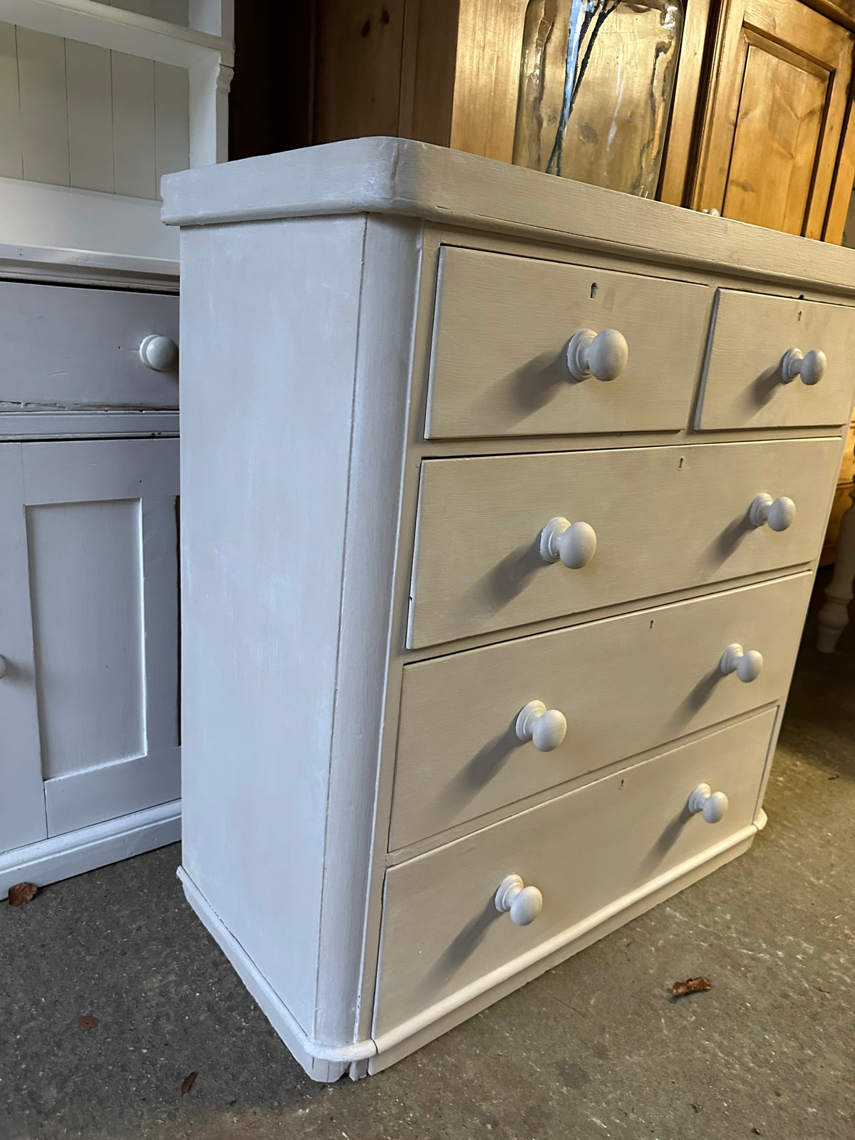 Vintage chest of drawers