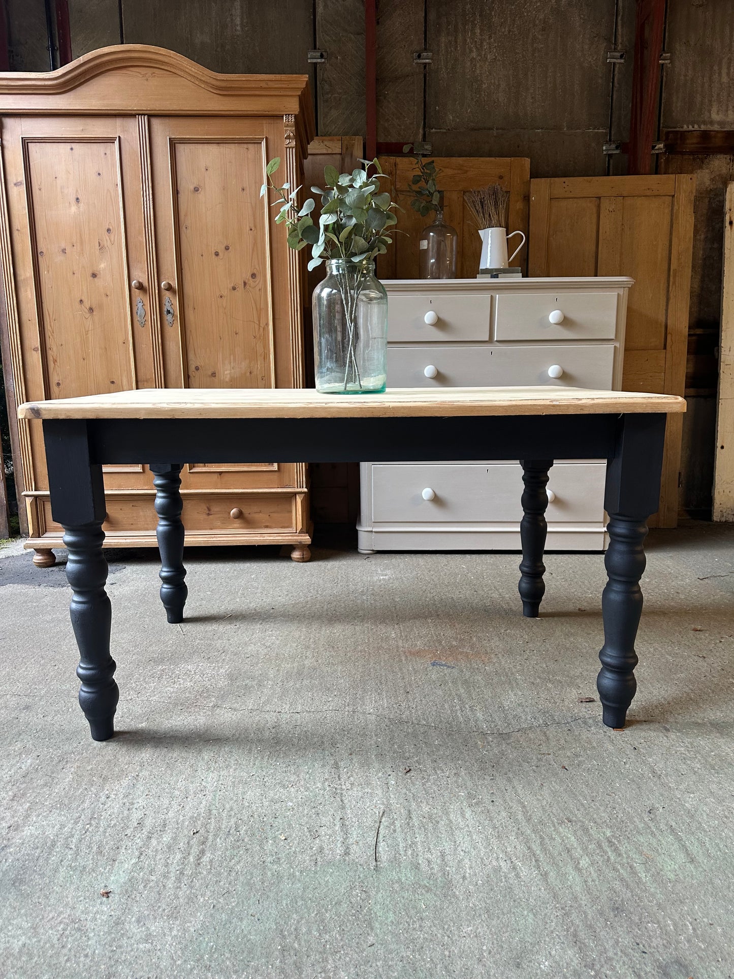Farmhouse table 6 seater
