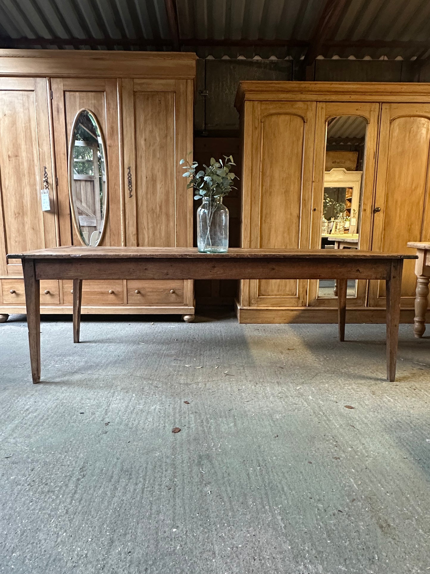 Farmhouse table large 8 seater