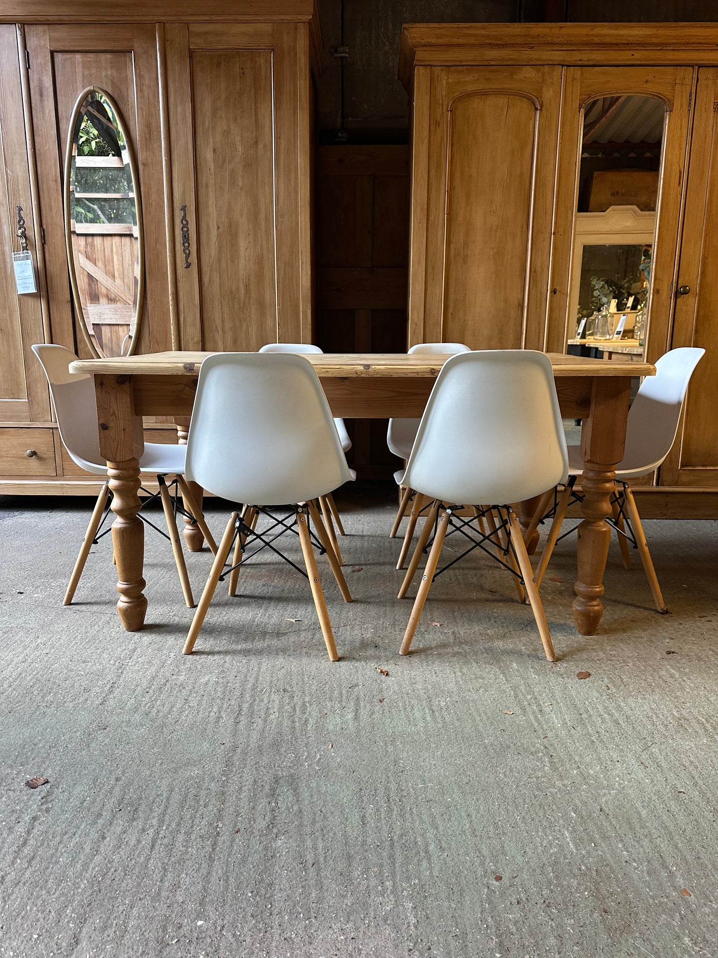 Farmhouse table 6 seater