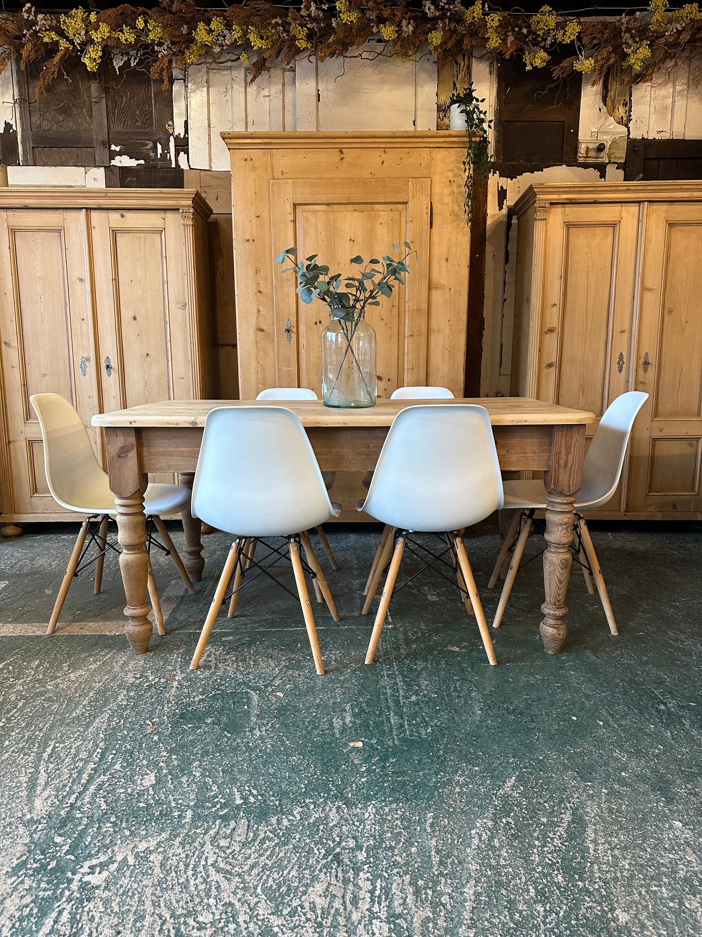 Rustic farmhouse table 6 seater