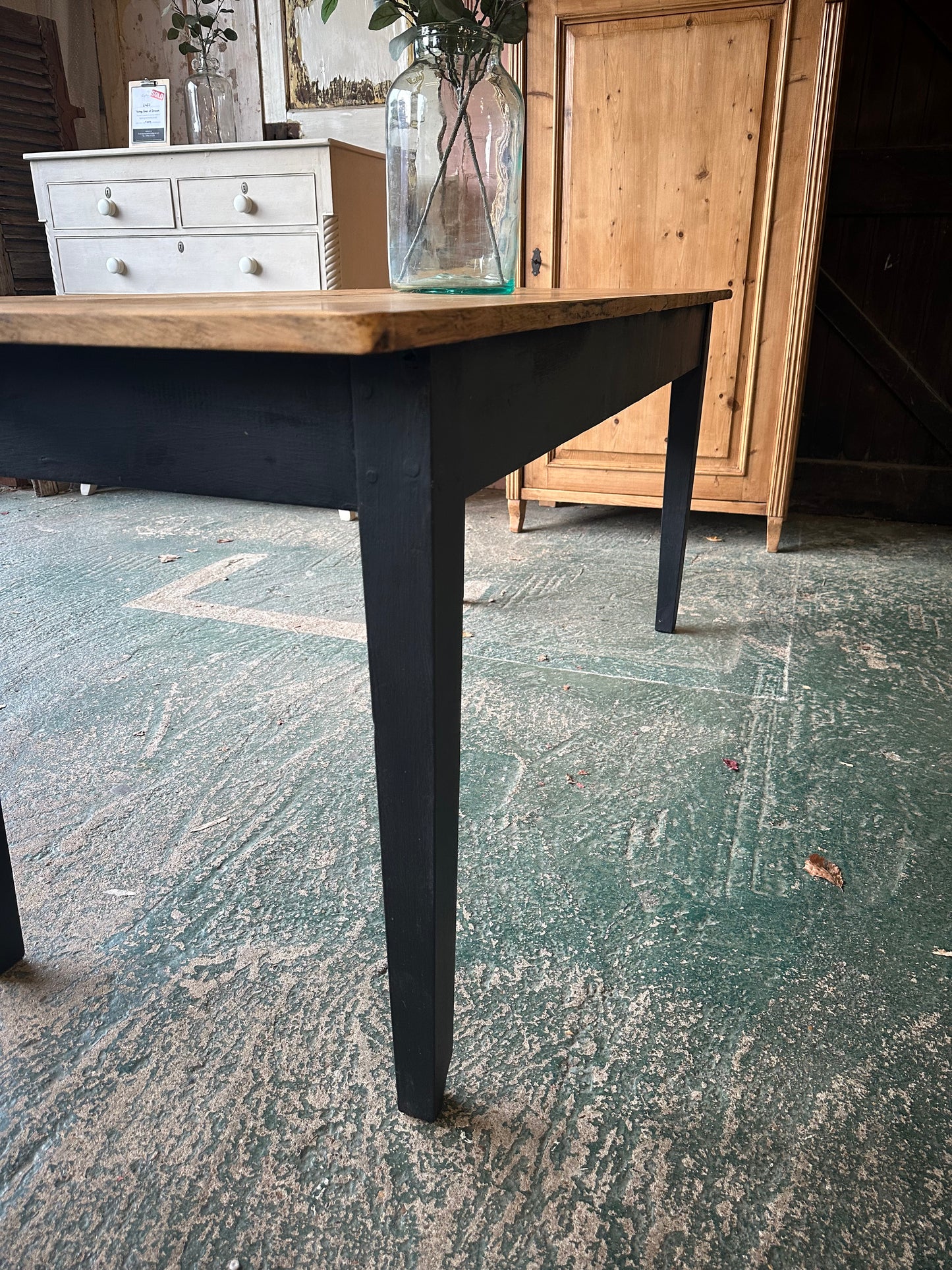 Rustic farmhouse table large 6 seater