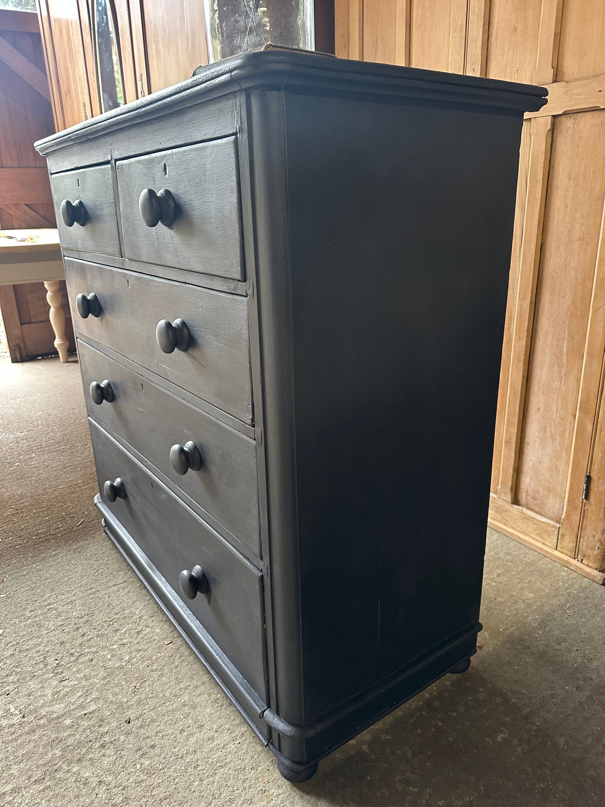 Vintage chest of drawers