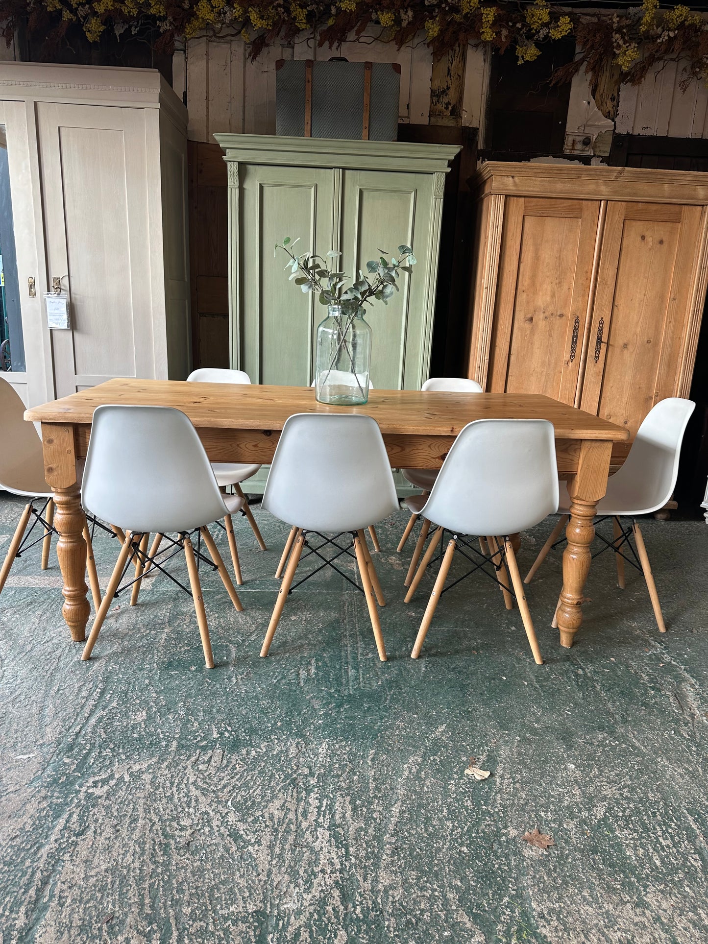 Rustic farmhouse table 8 seater