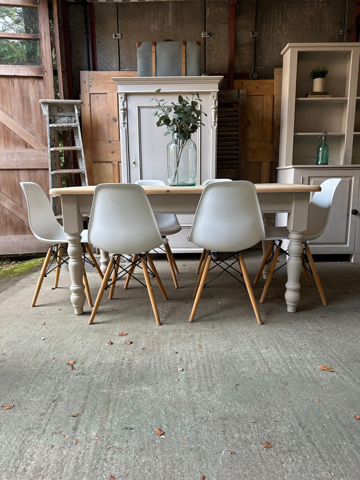 Farmhouse table 6 seater