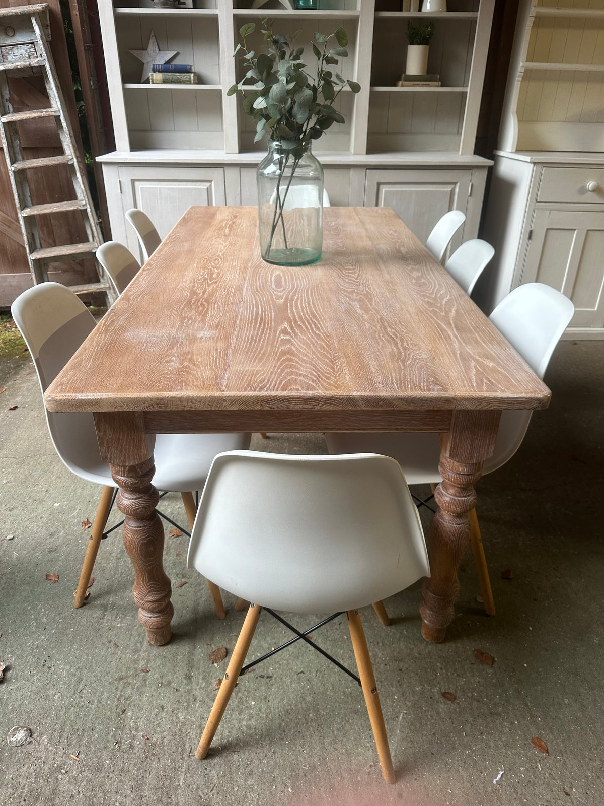 Farmhouse table 8 seater