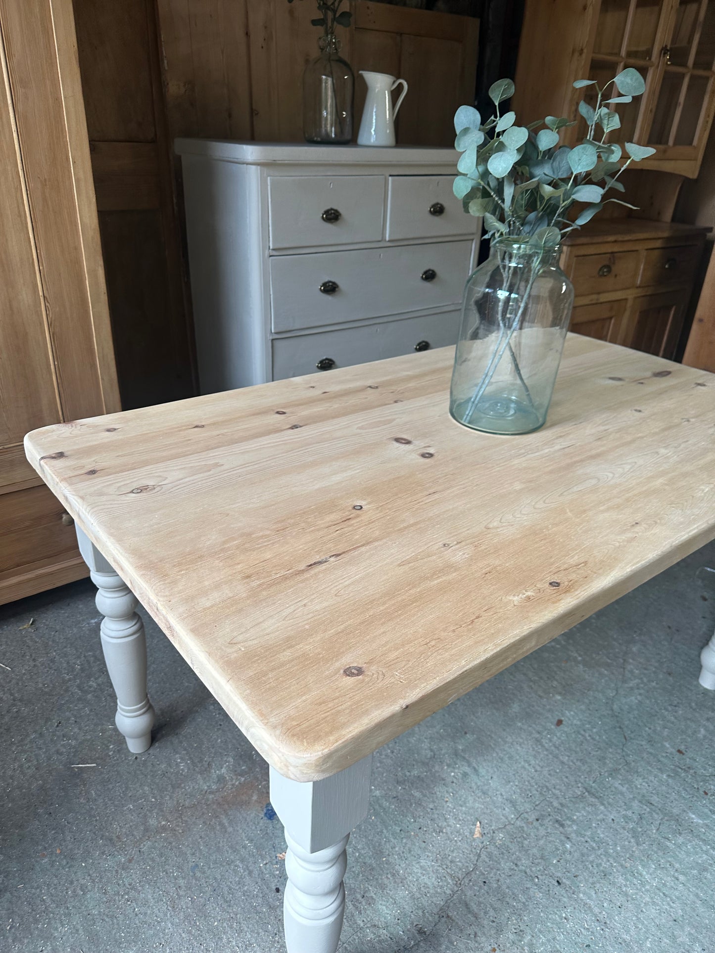 Farmhouse table 6 seater