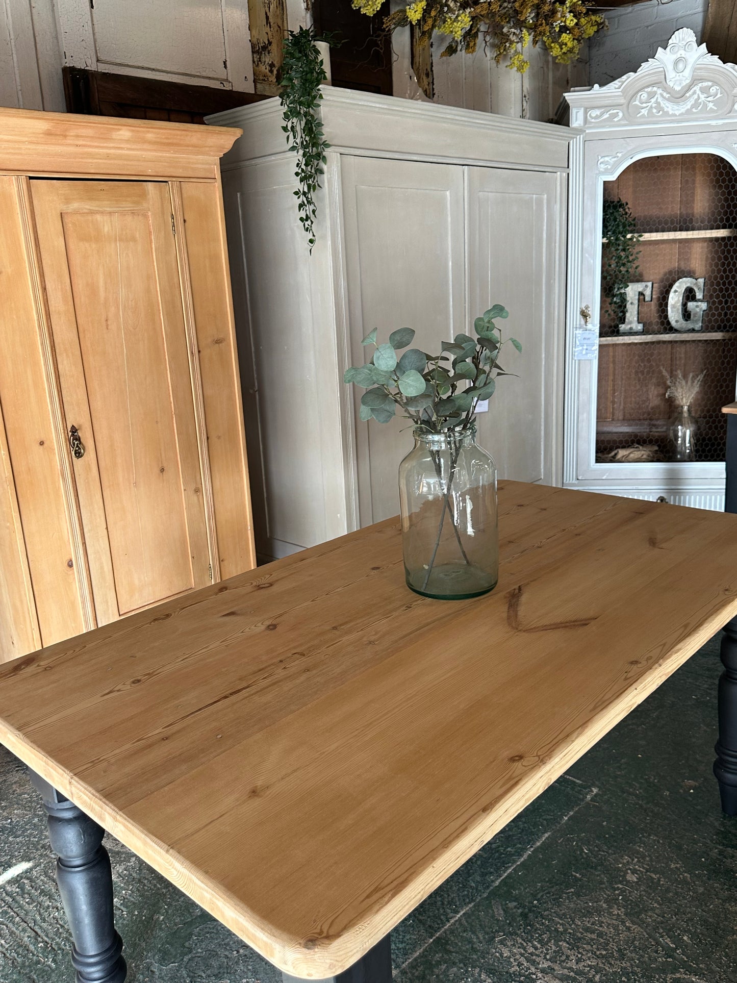 Rustic farmhouse table large 6 seater