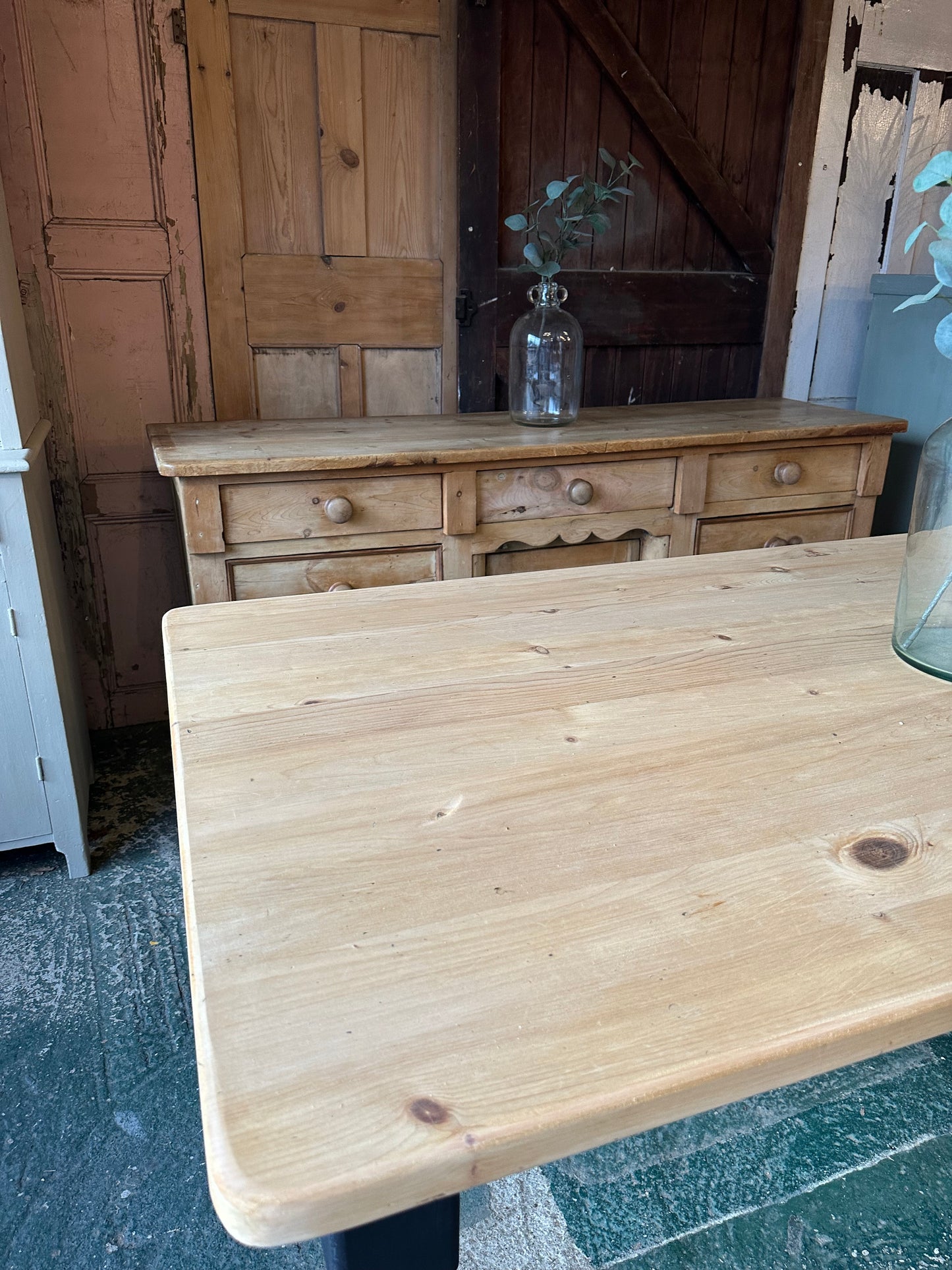 Rustic farmhouse table 8 seater