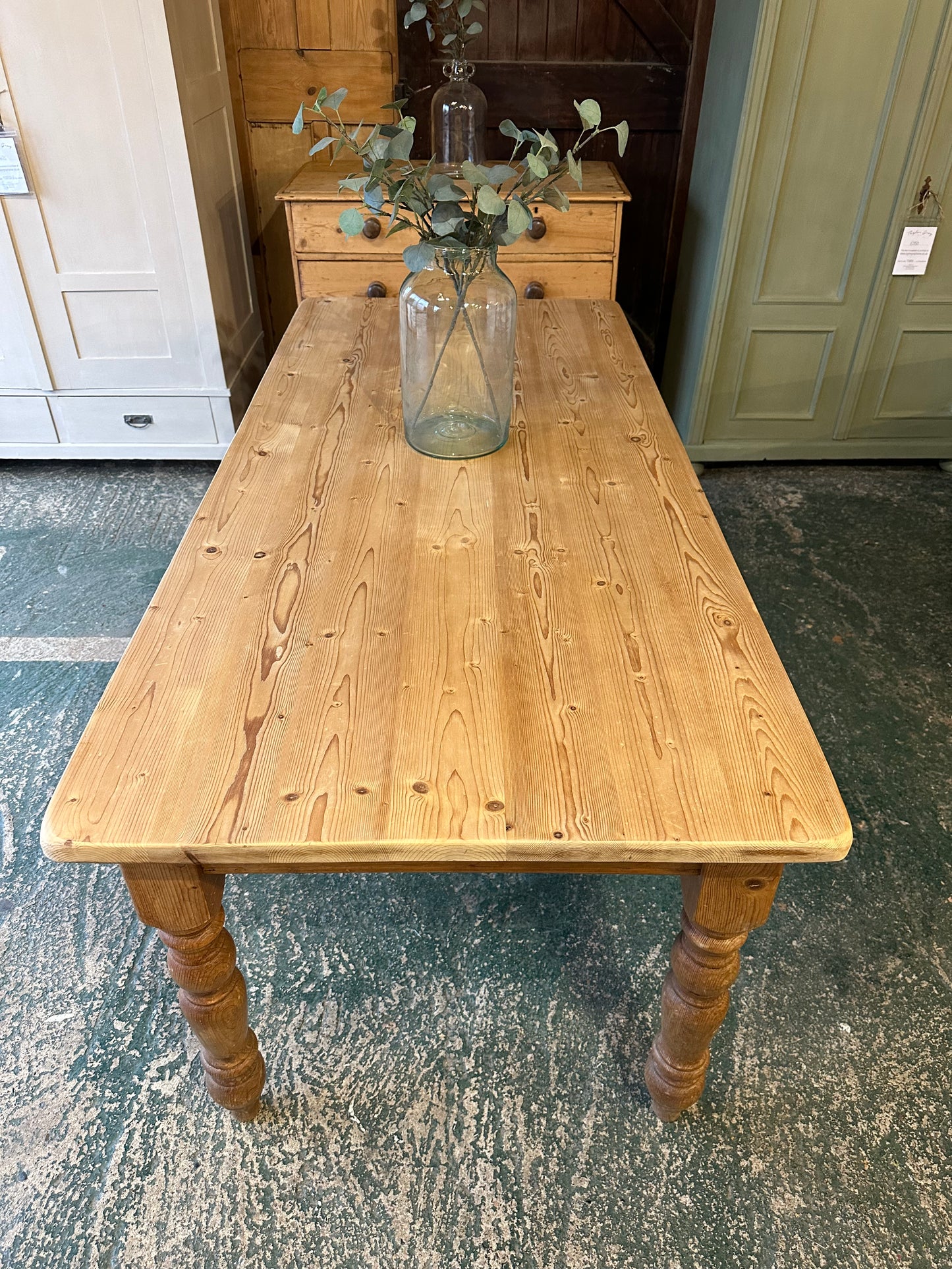 Rustic farmhouse table 8 seater