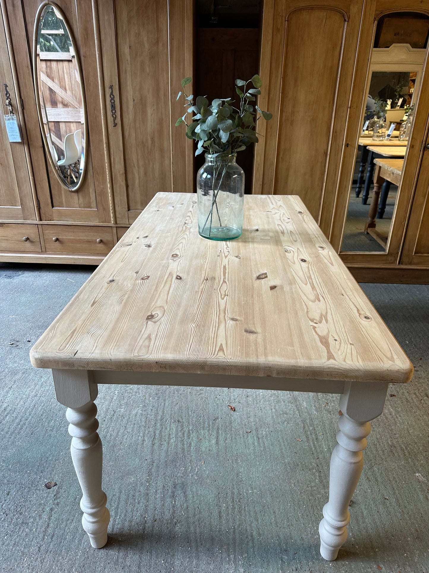Farmhouse table 8 seater