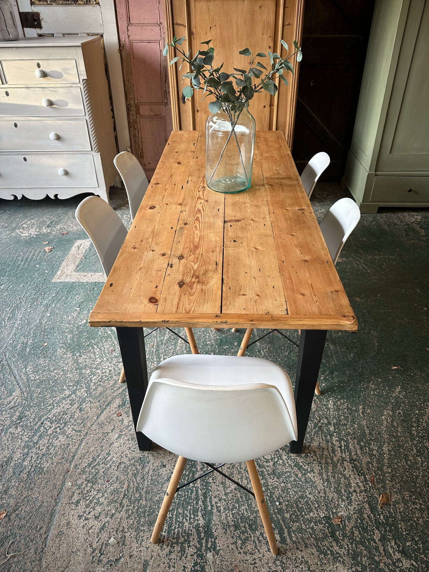 Rustic farmhouse table large 6 seater