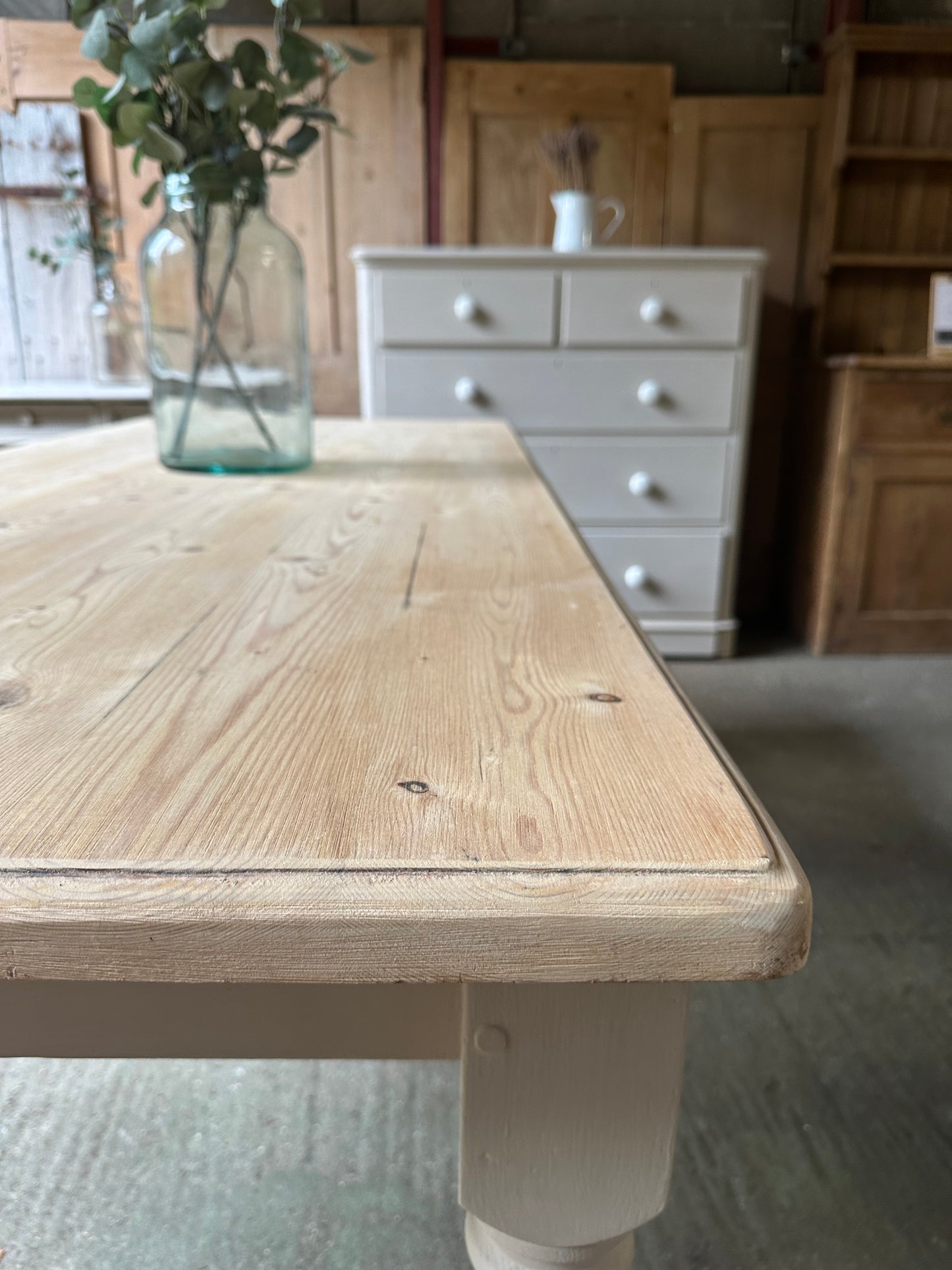 Farmhouse table 8 seater