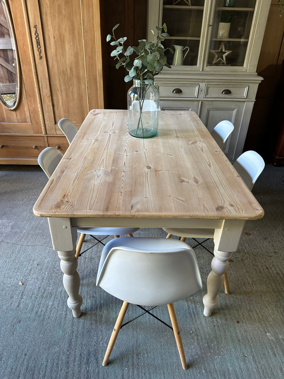Farmhouse table 6 seater