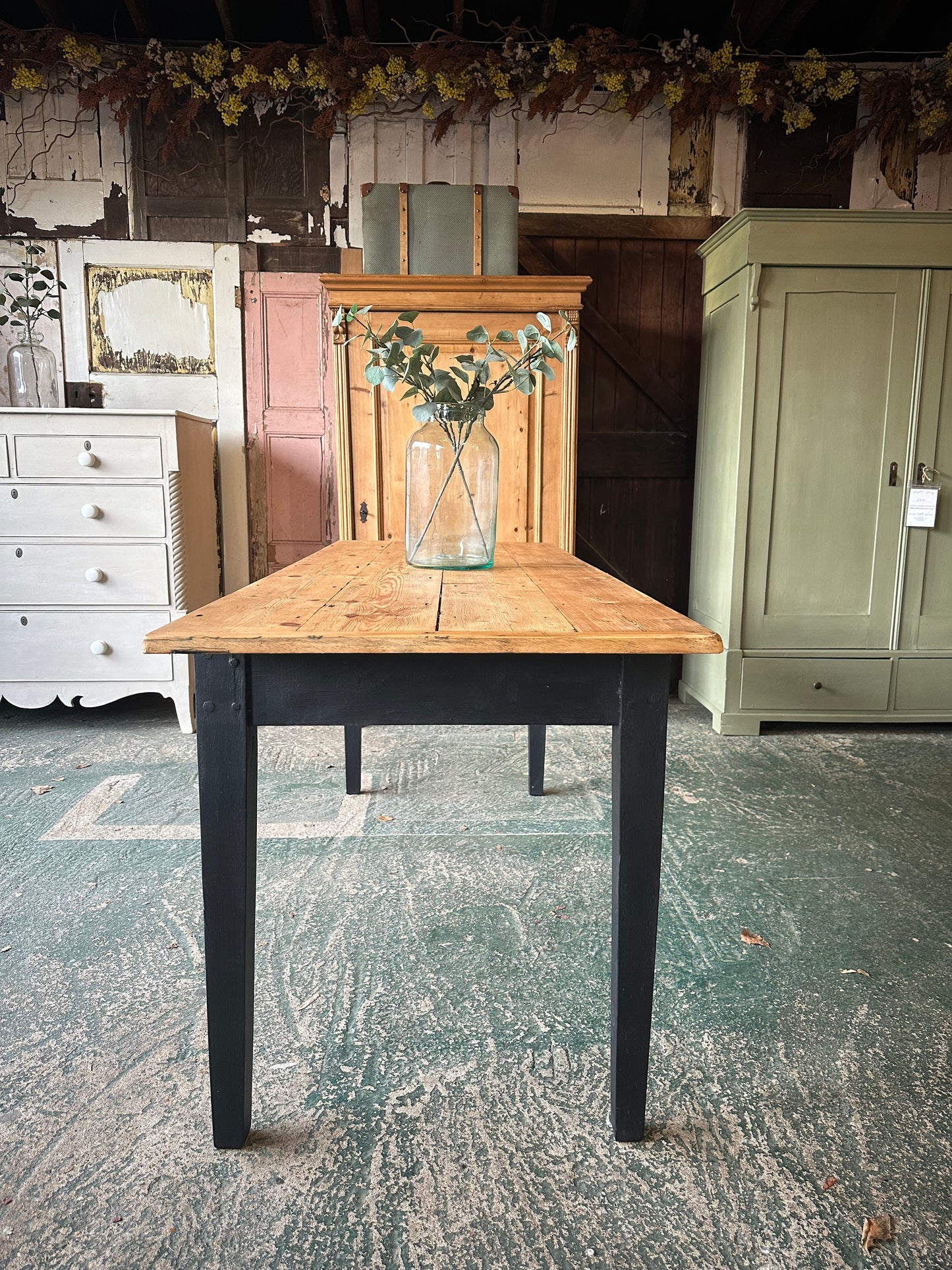 Rustic farmhouse table large 6 seater