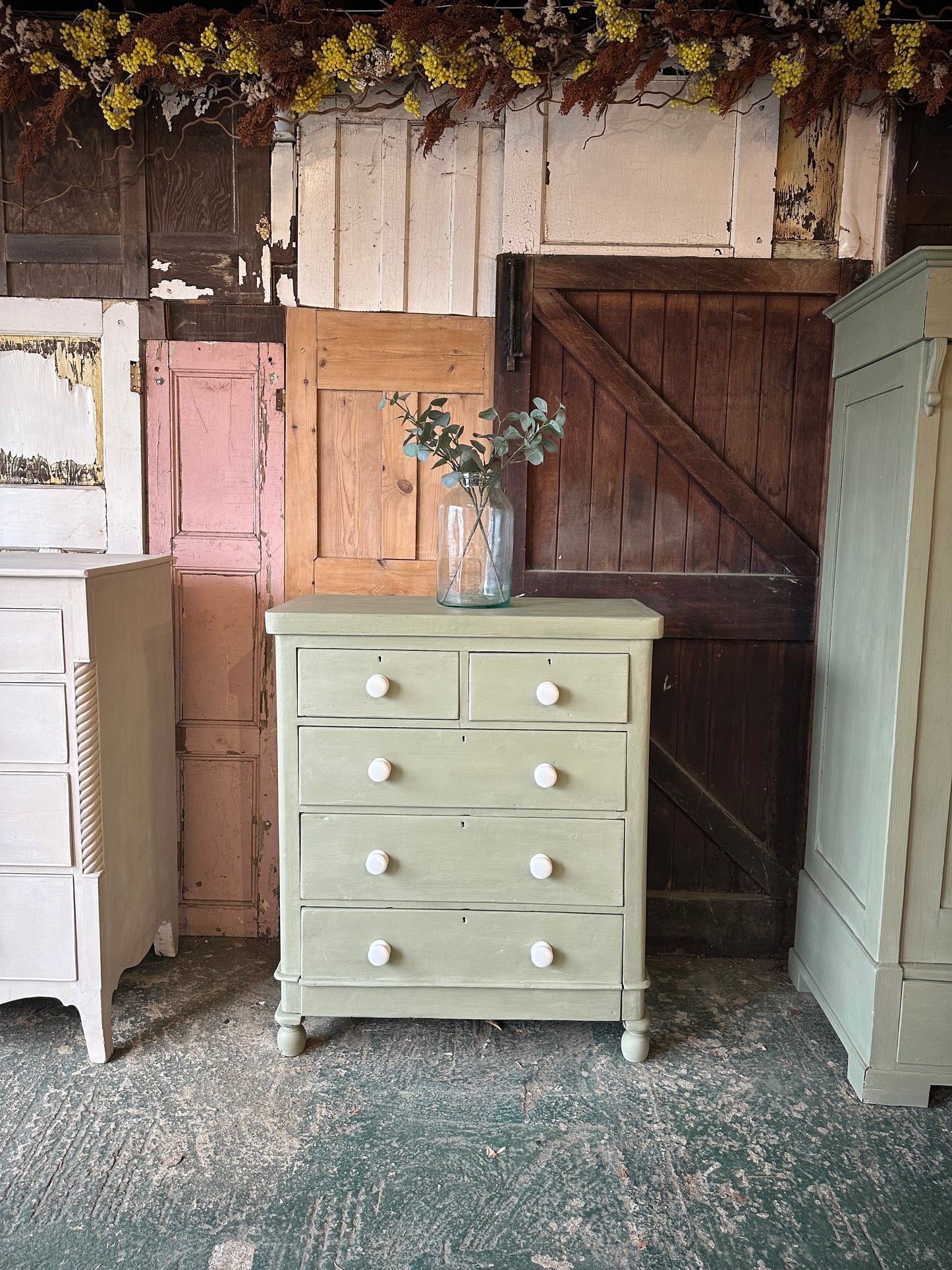 Rustic vintage chest of drawers