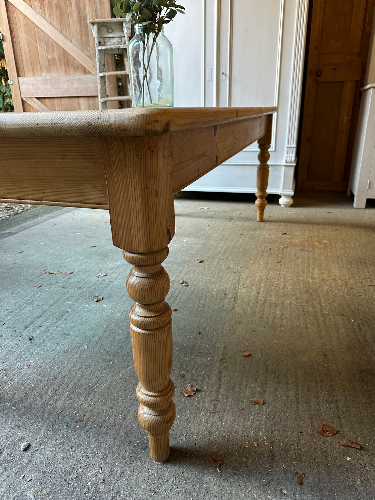 Farmhouse table large 8 seater