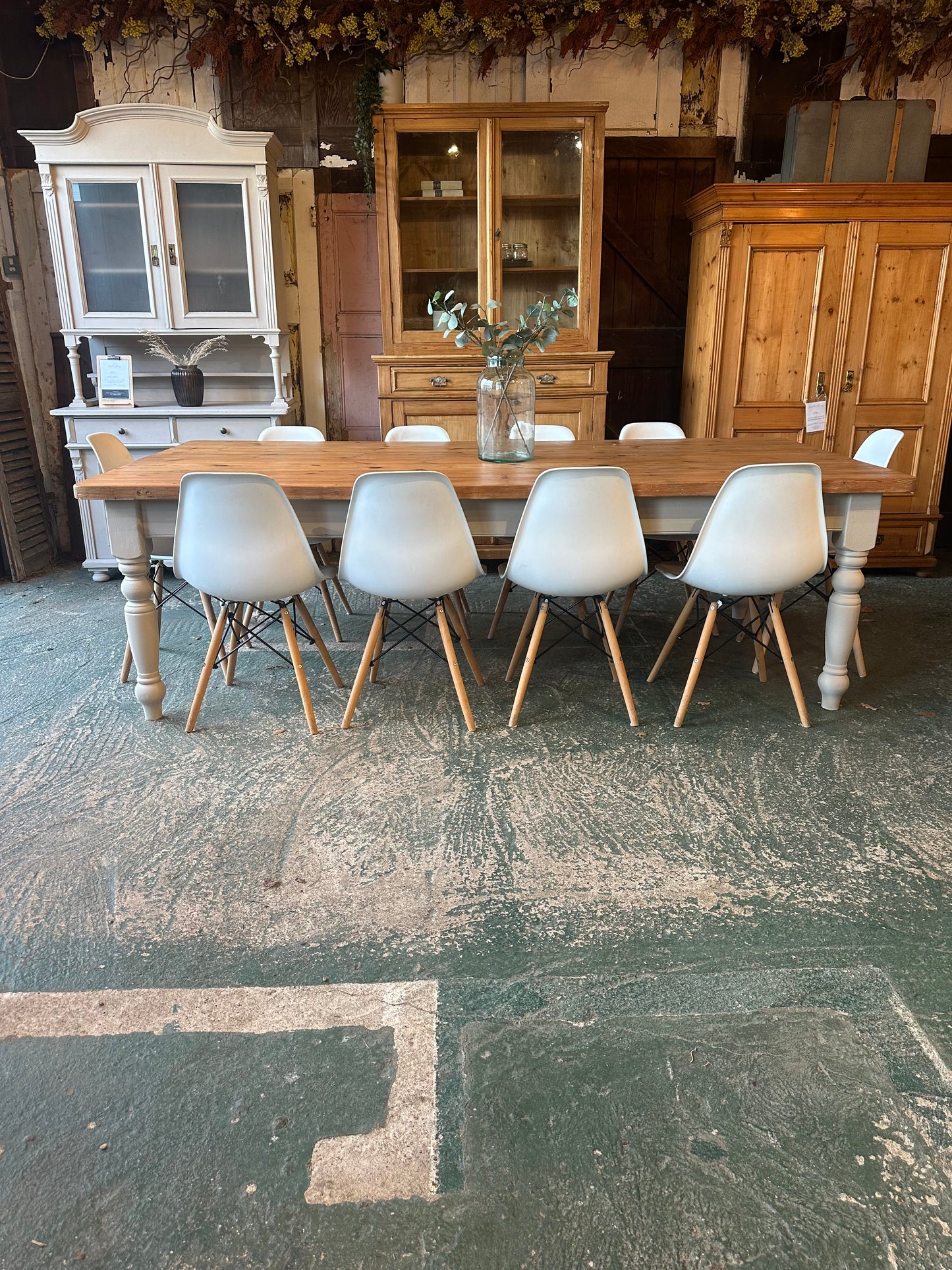 Farmhouse table 10 seater