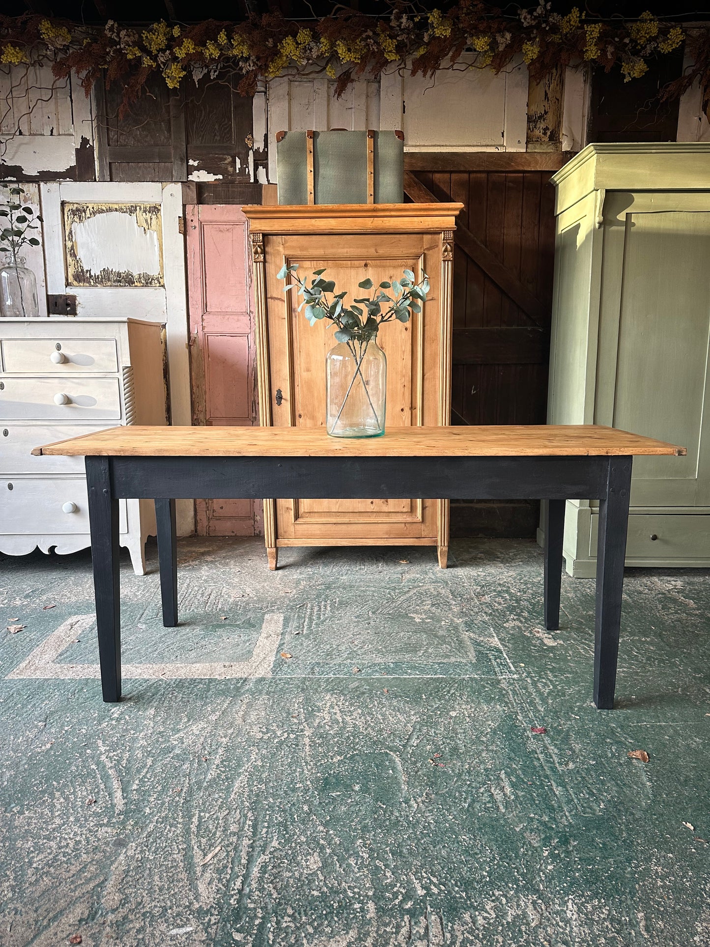 Rustic farmhouse table large 6 seater