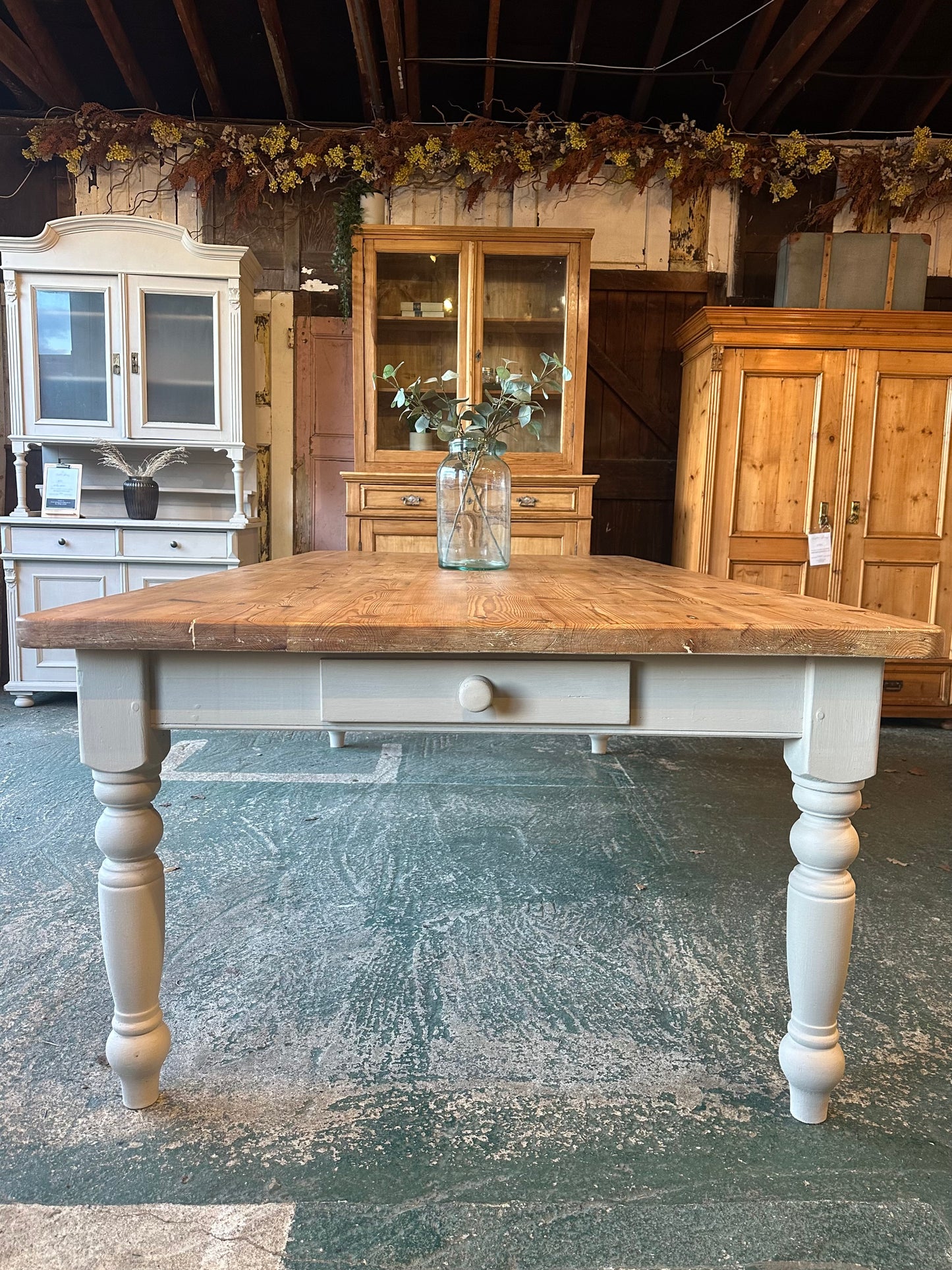 Farmhouse table 10 seater