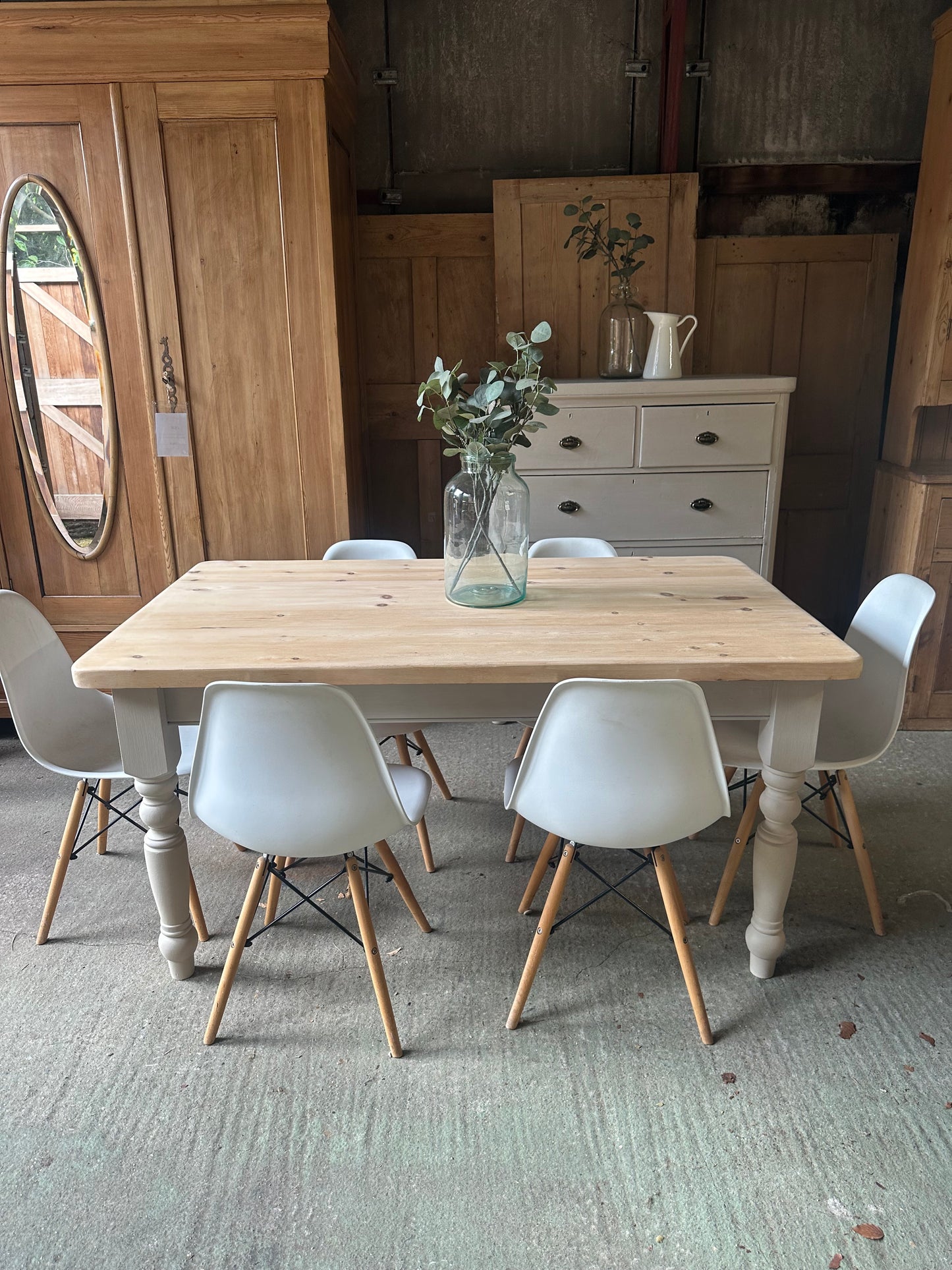 Farmhouse table 6 seater