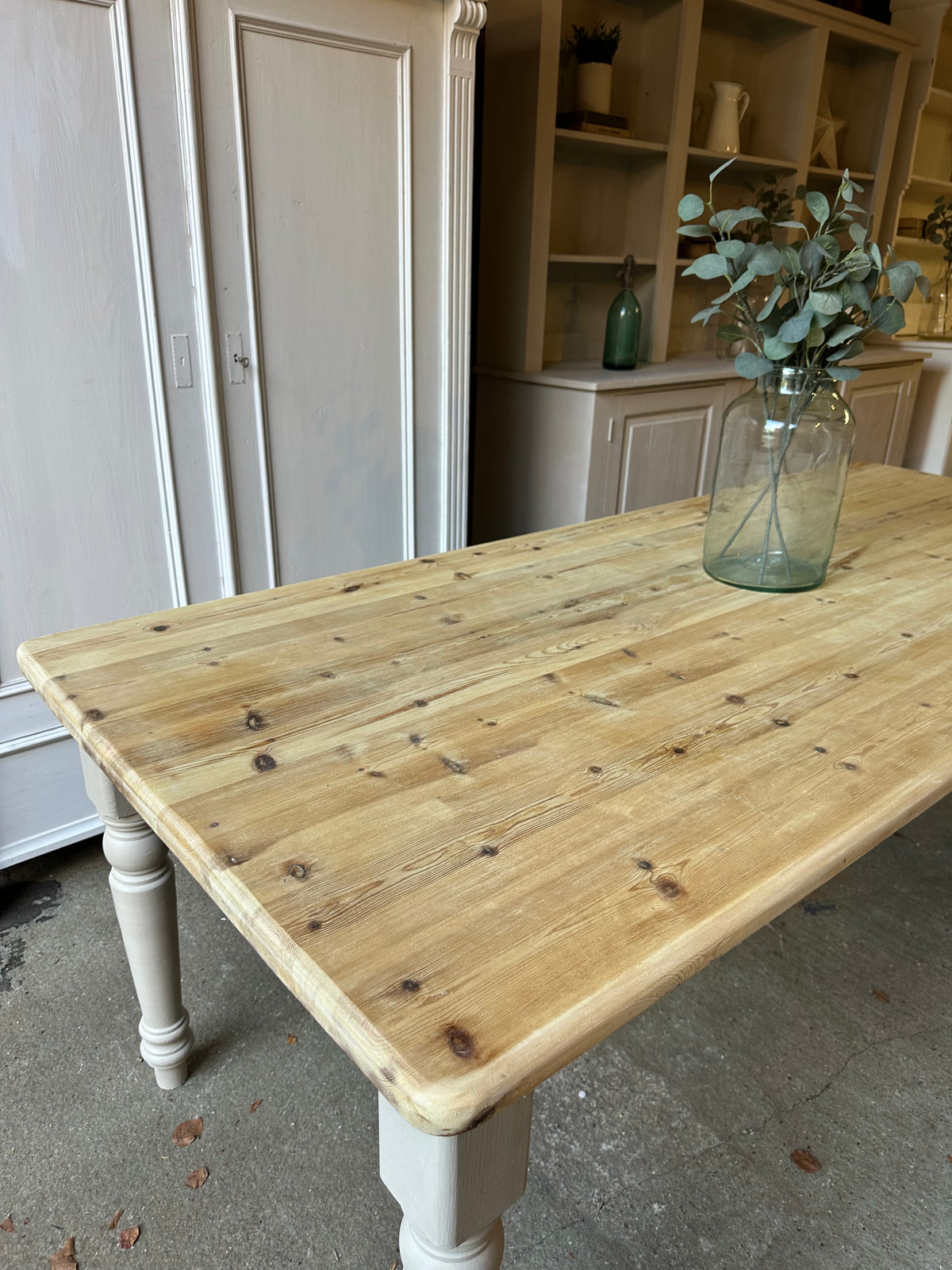 Farmhouse table large 8 seater