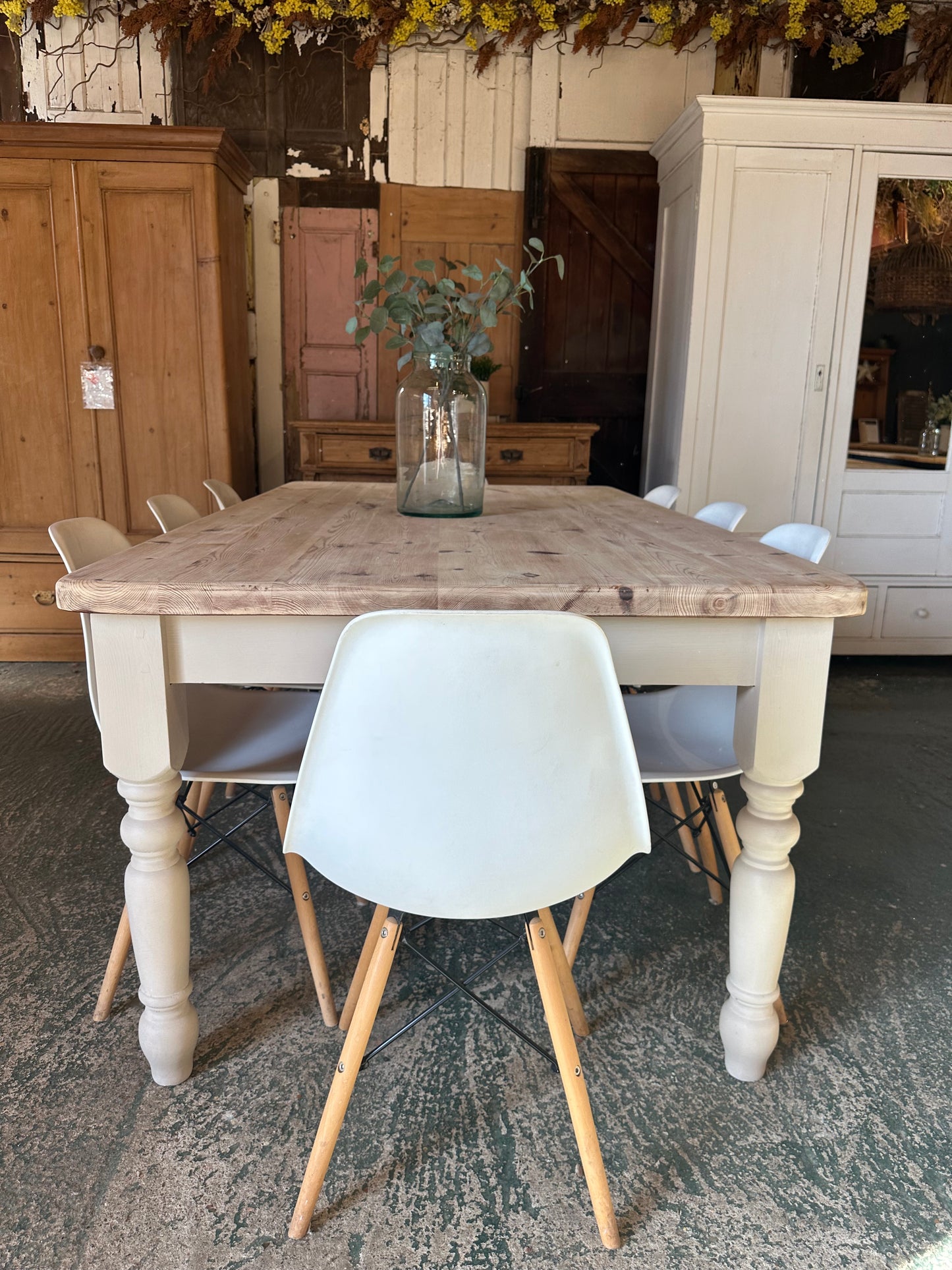 Rustic farmhouse table 8 seater
