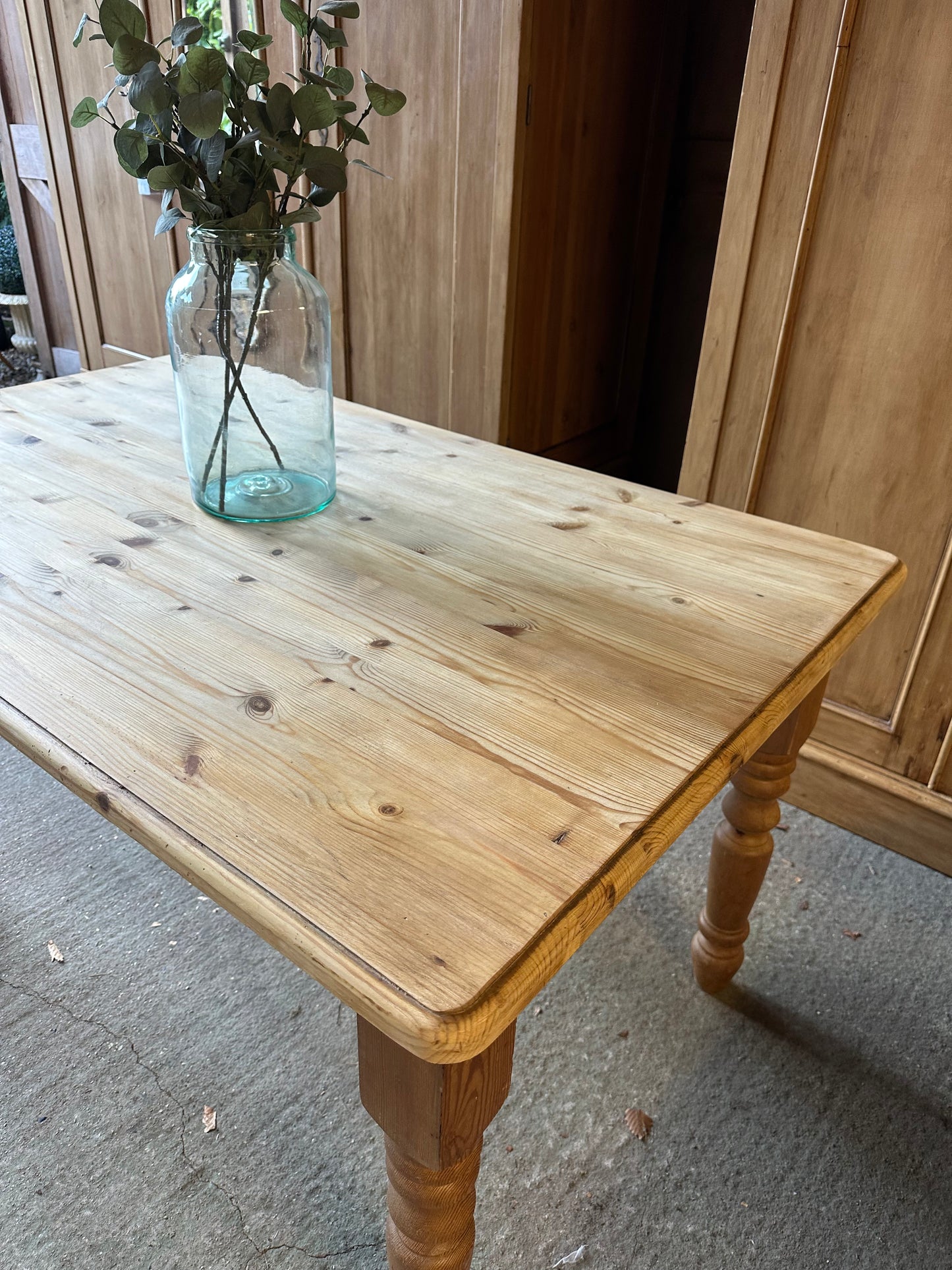 Farmhouse table 6 seater