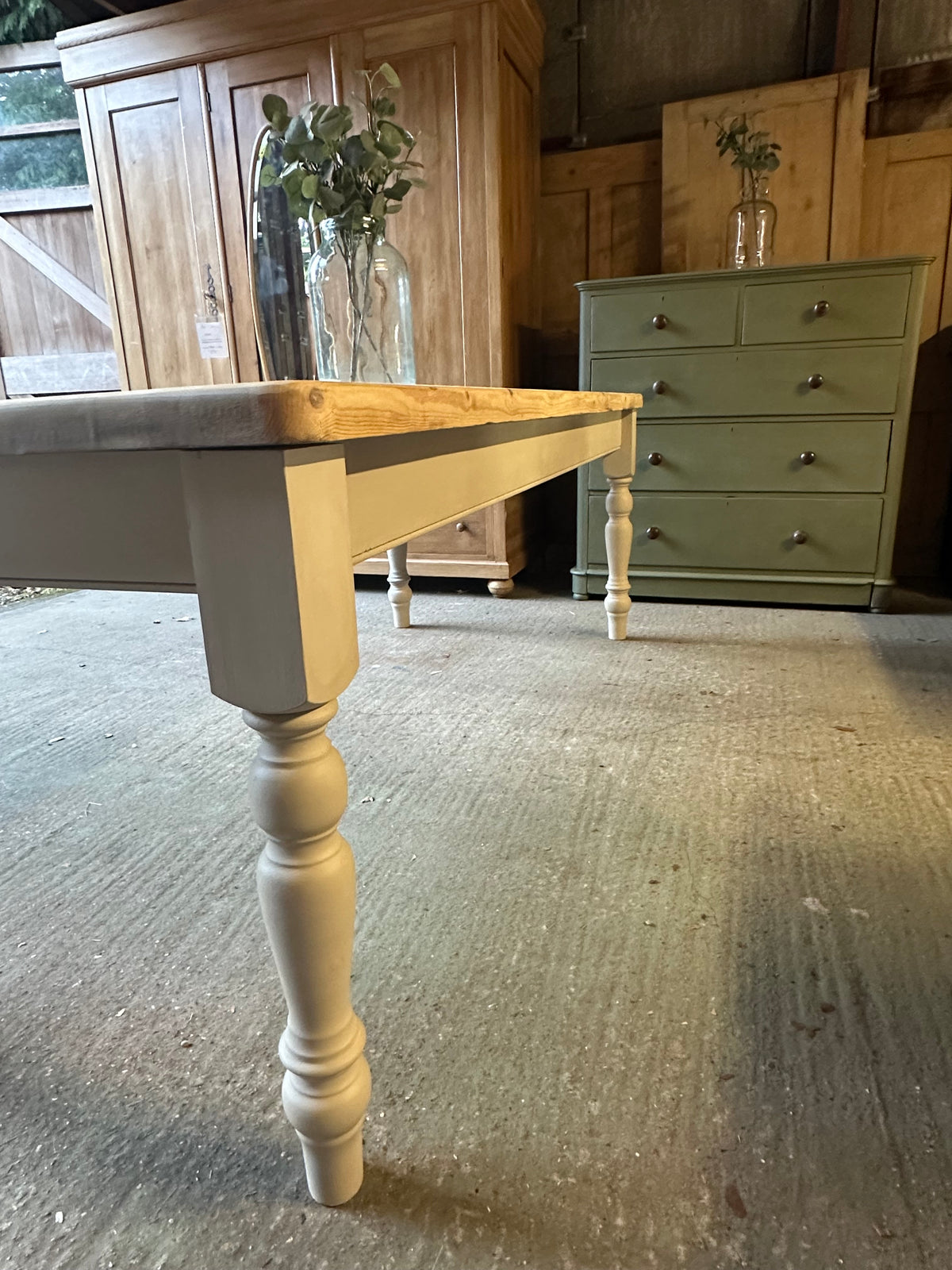 Farmhouse table large 8 seater