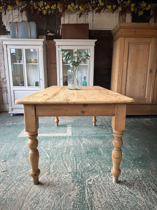 Rustic farmhouse table 8 seater