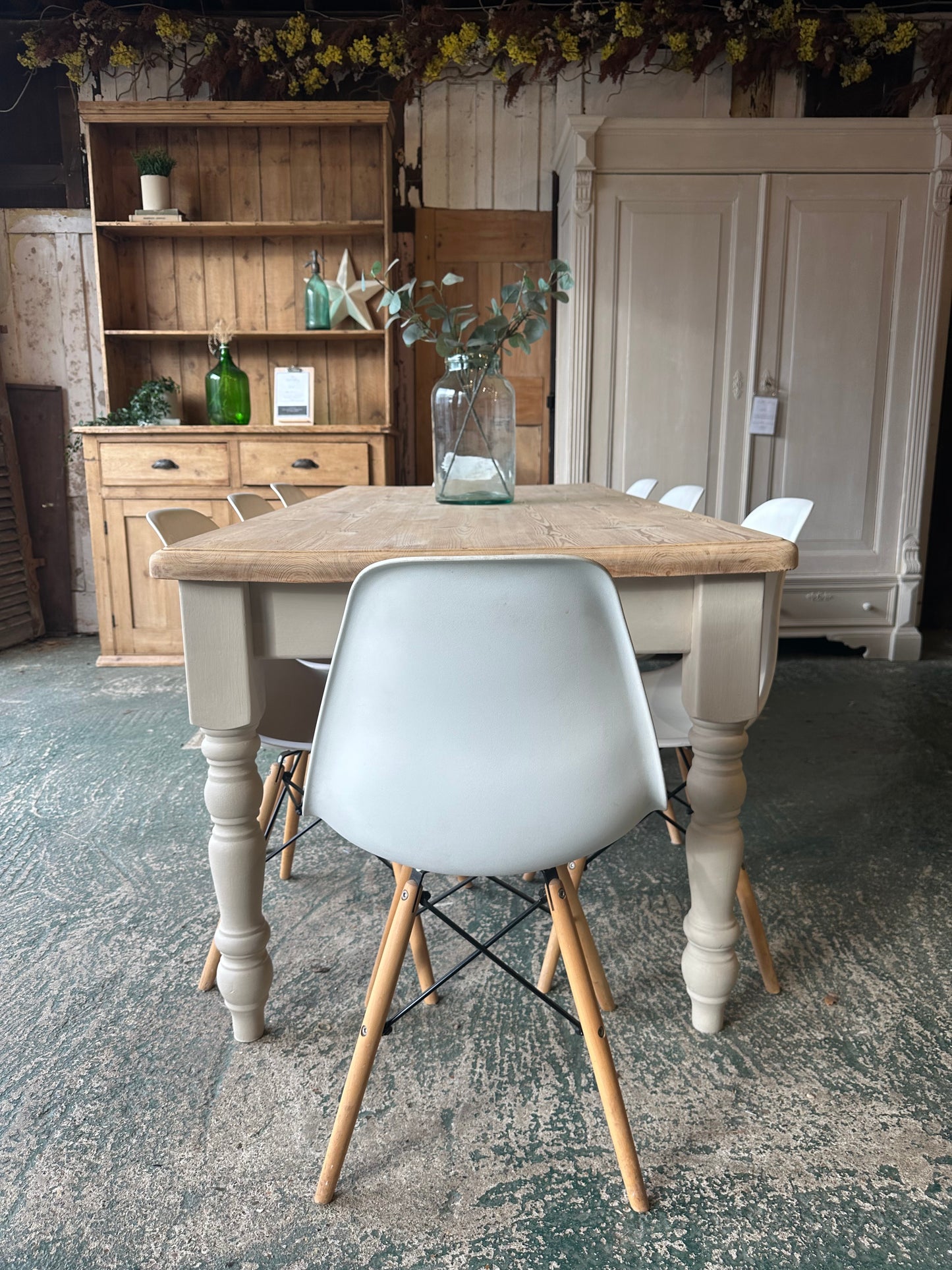 Farmhouse table large 8 seater