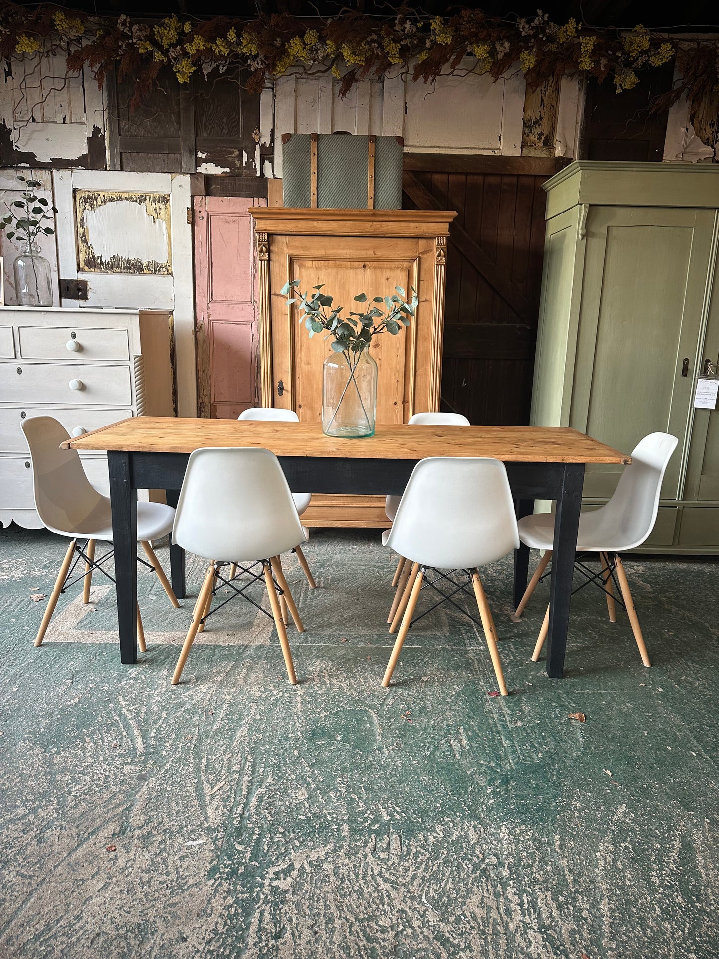 Rustic farmhouse table large 6 seater