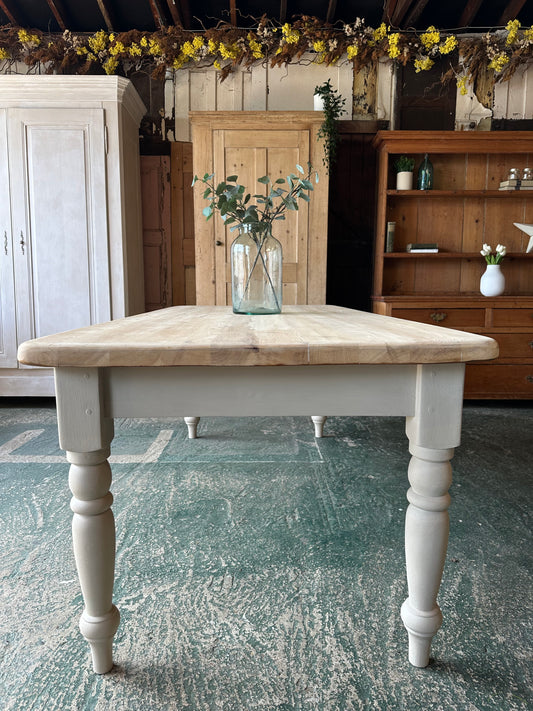 Rustic farmhouse table 8 seater
