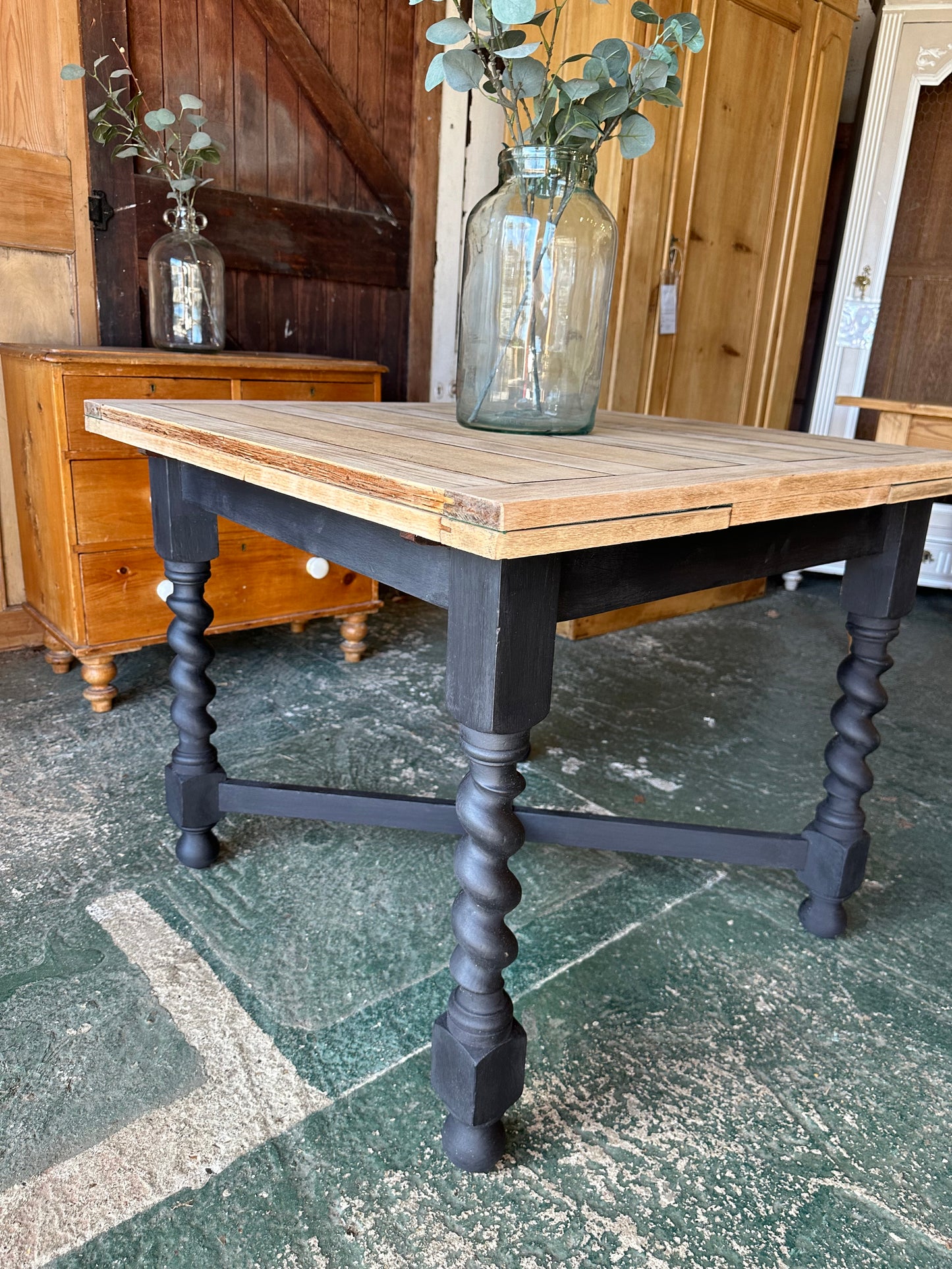 Oak Barley Twist Draw Leaf Table