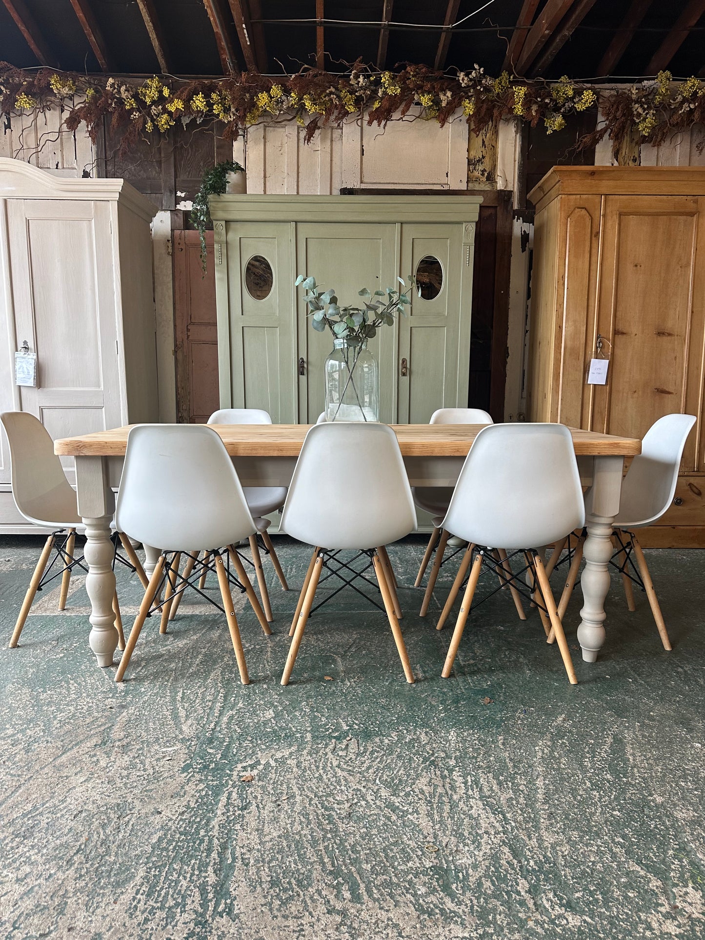 Farmhouse table 8 seater