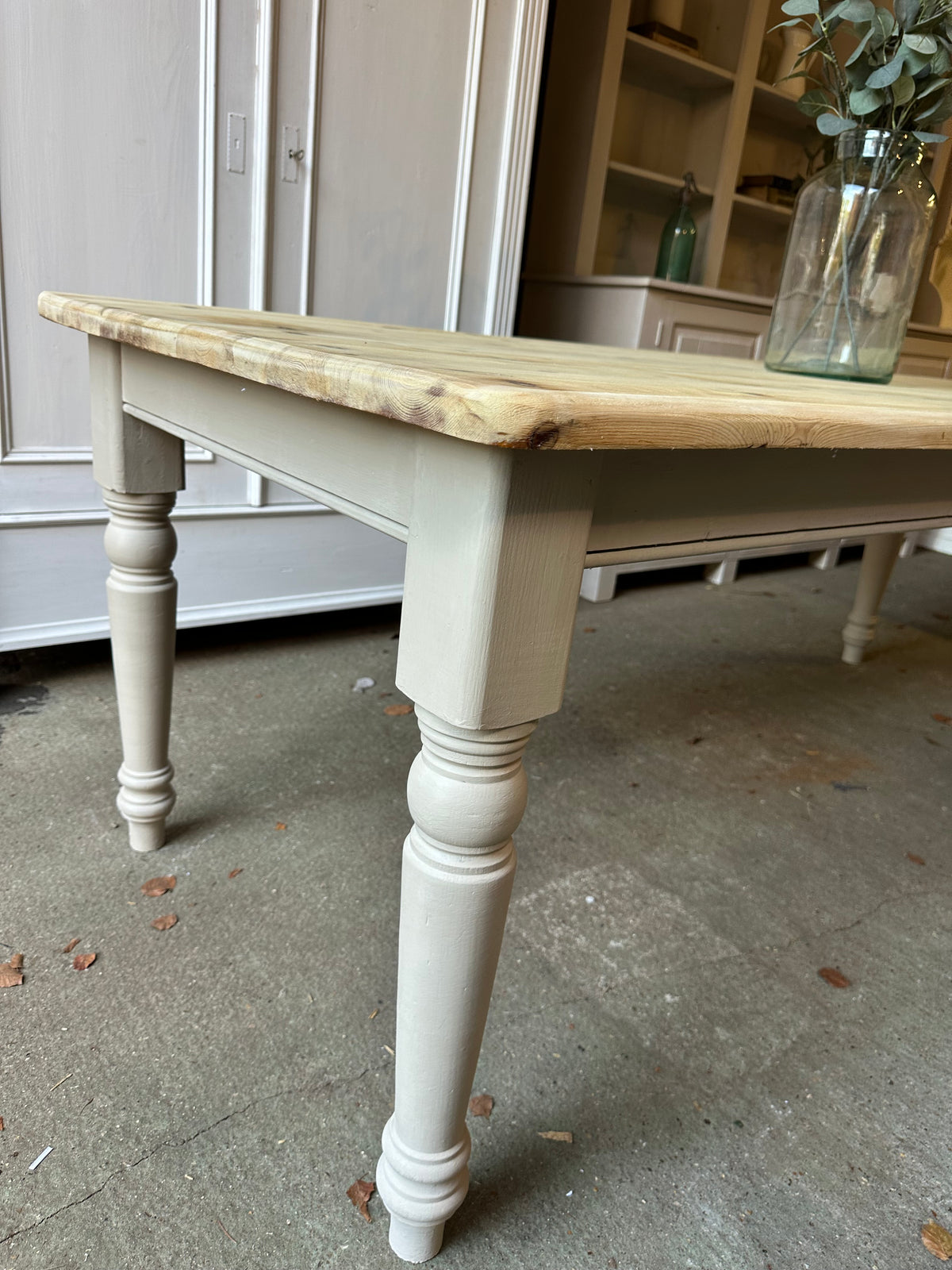 Farmhouse table large 8 seater