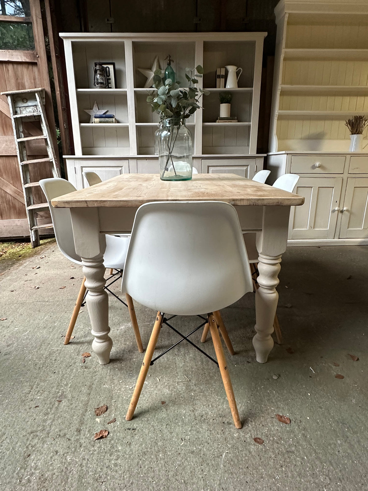 Farmhouse table 6 seater