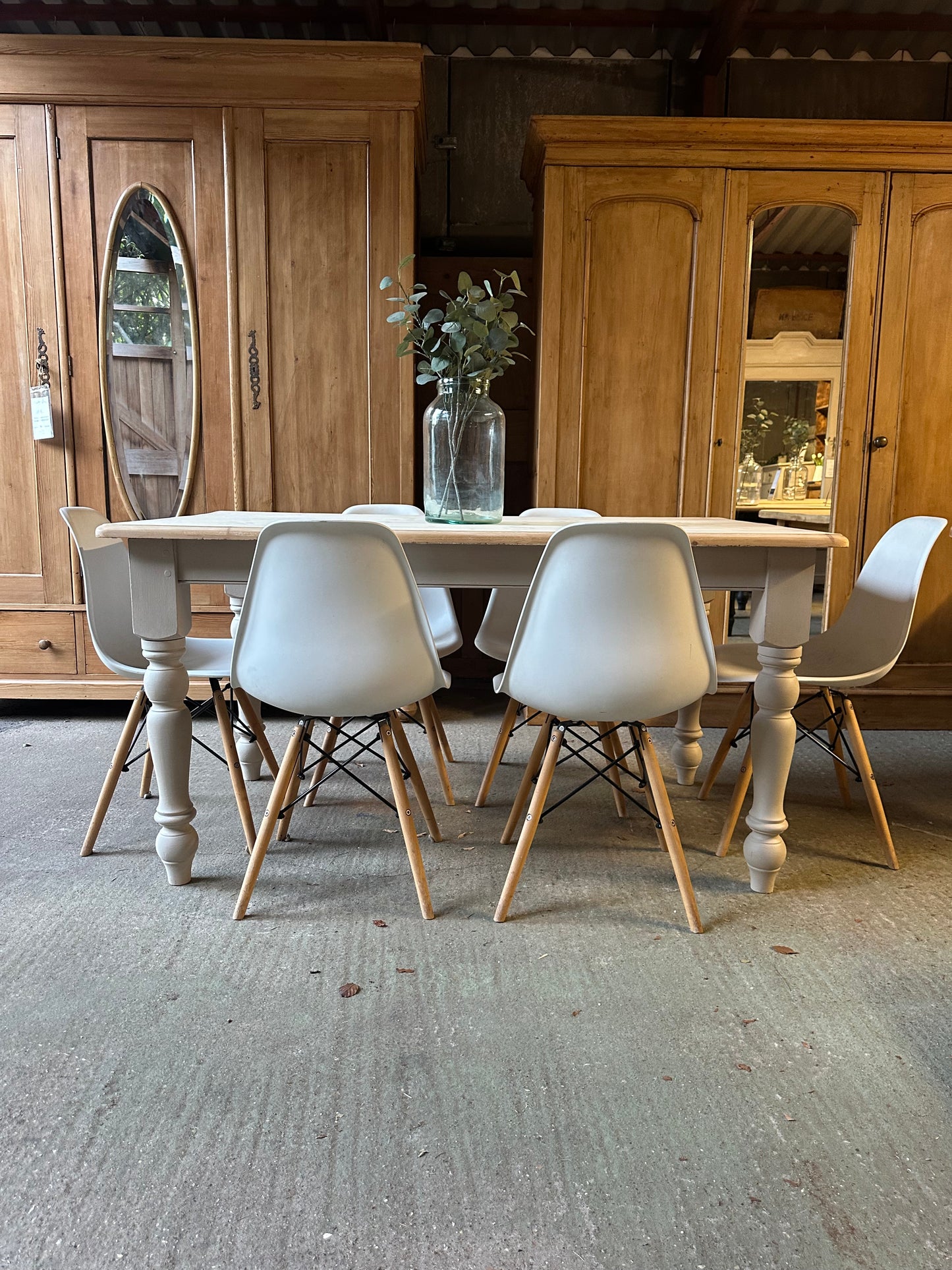 Farmhouse table 6 seater