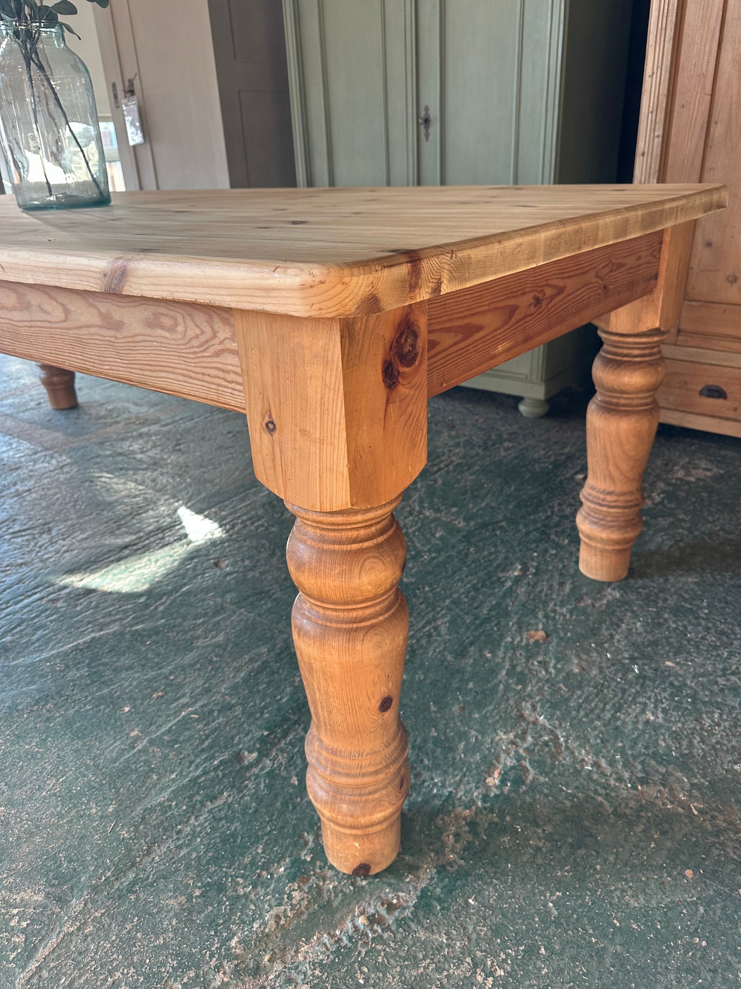 Rustic farmhouse table 10 seater