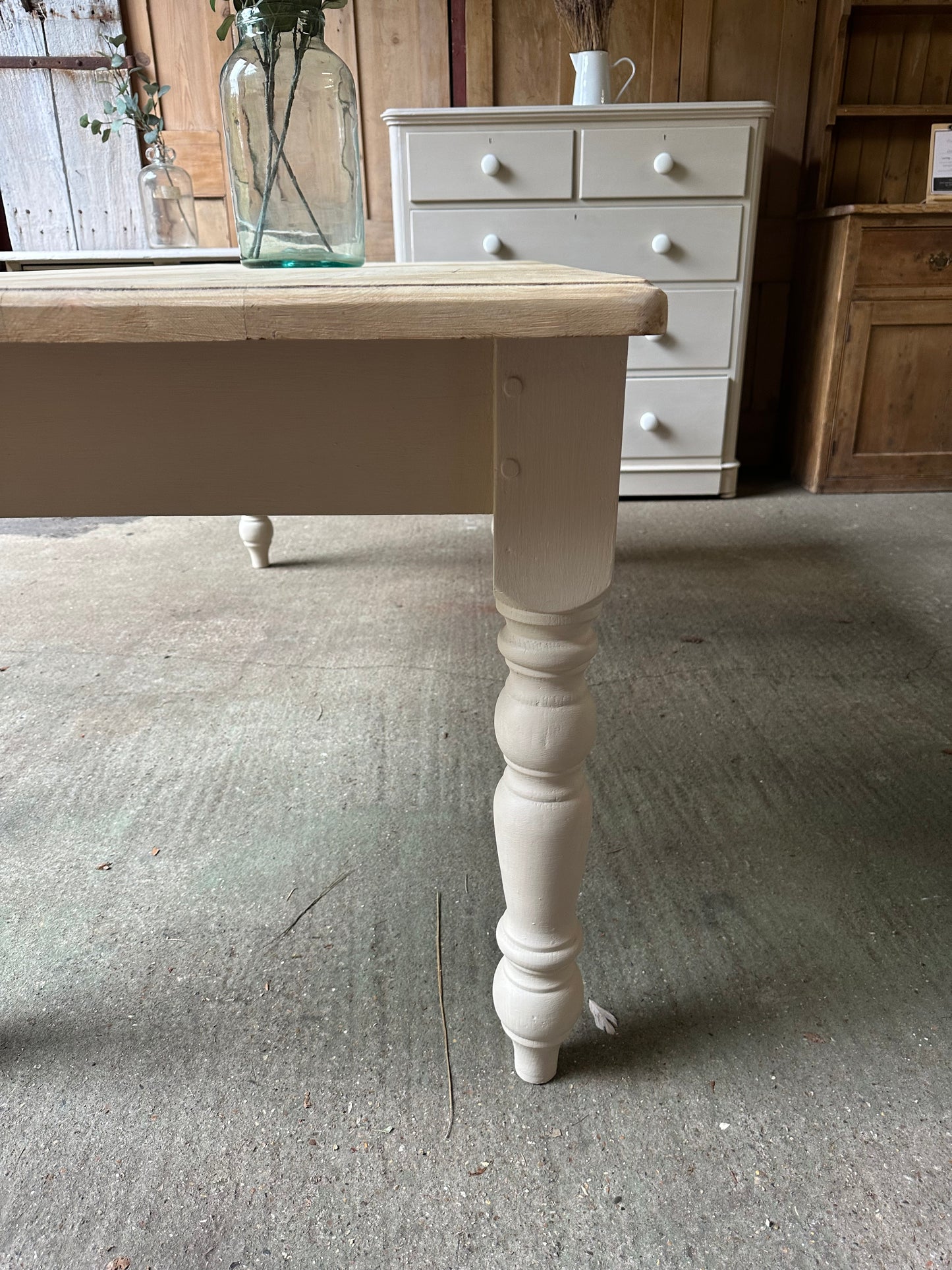 Farmhouse table 8 seater