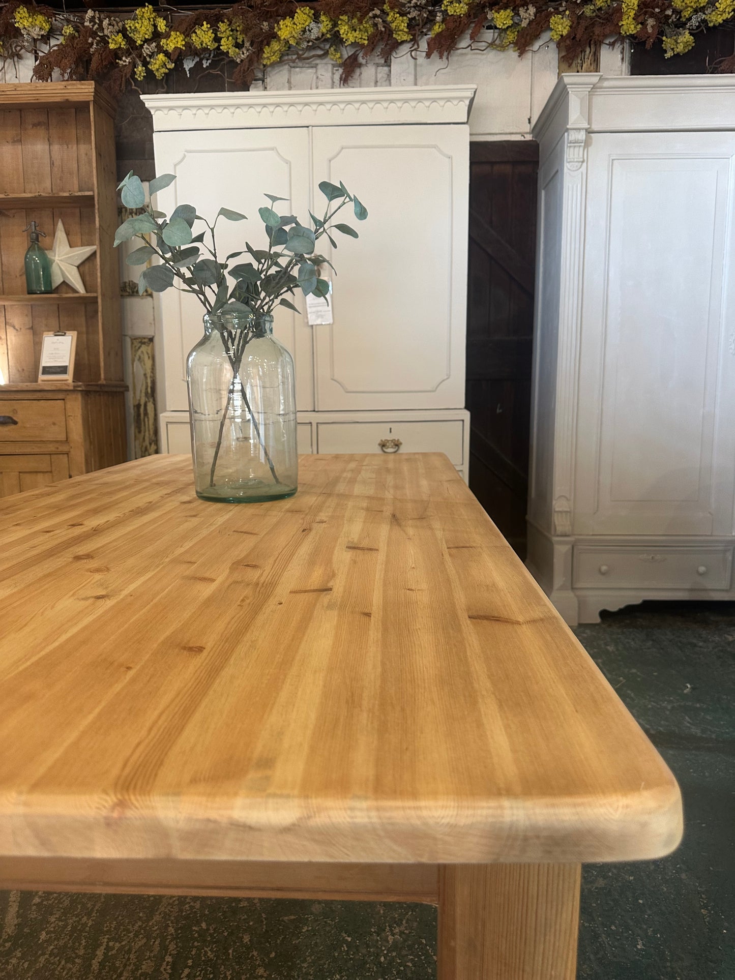 Farmhouse table 8 seater