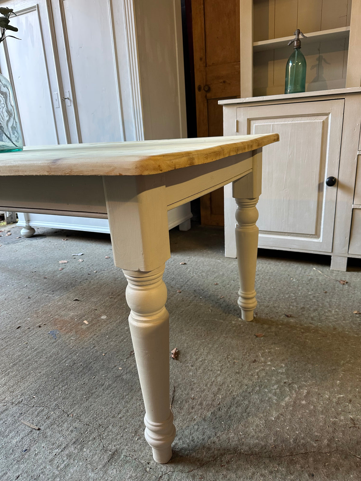 Farmhouse table large 8 seater