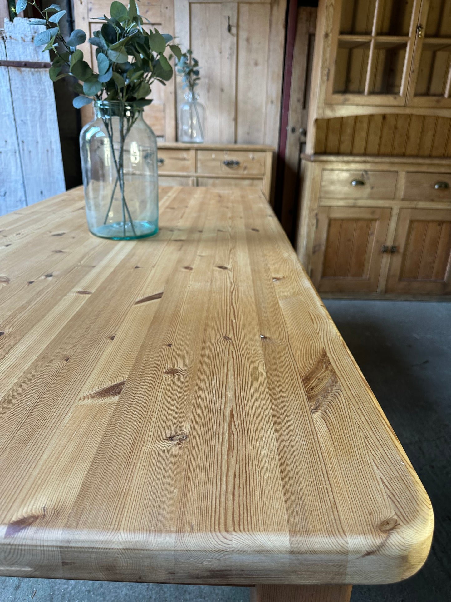 Farmhouse table large 8 seater
