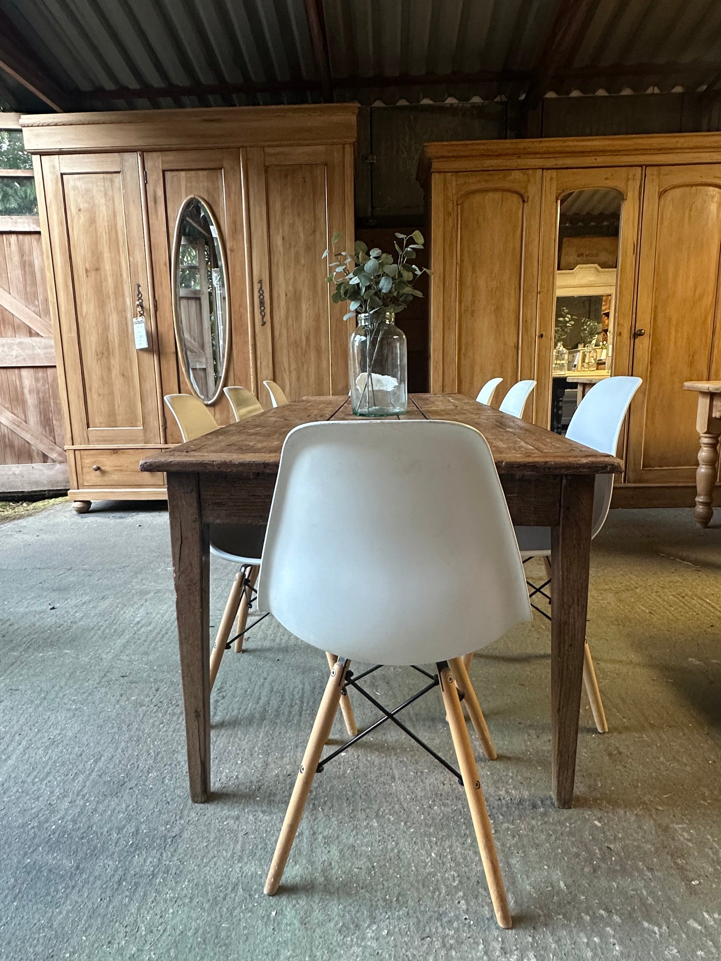 Farmhouse table large 8 seater