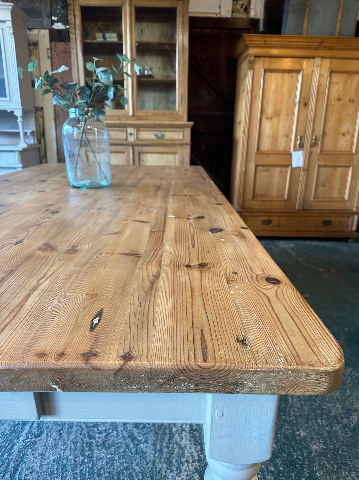 Farmhouse table 10 seater