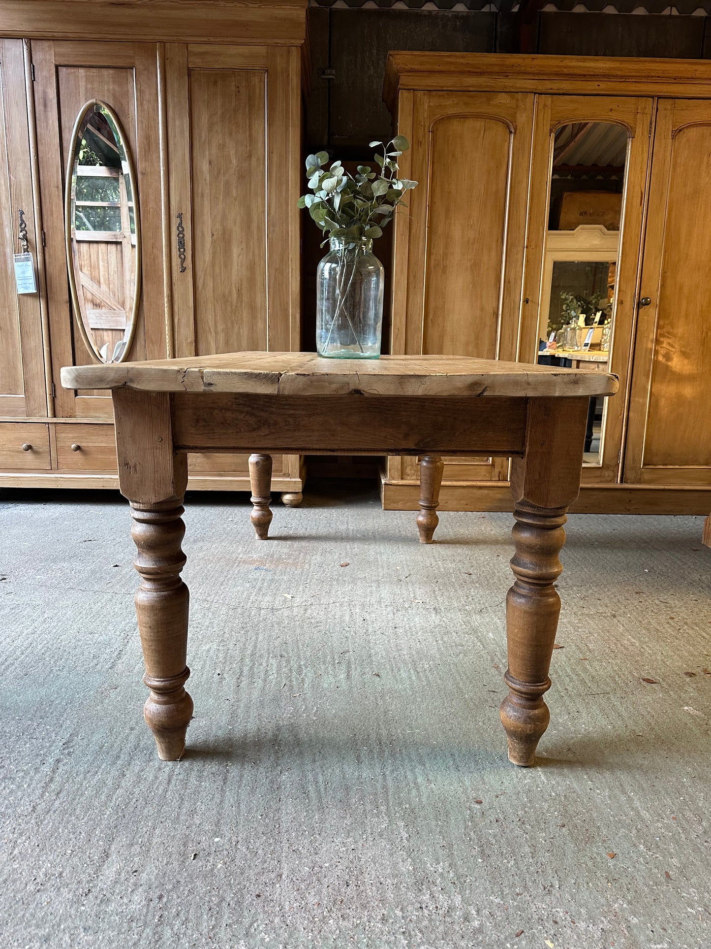 Farmhouse table 6 seater