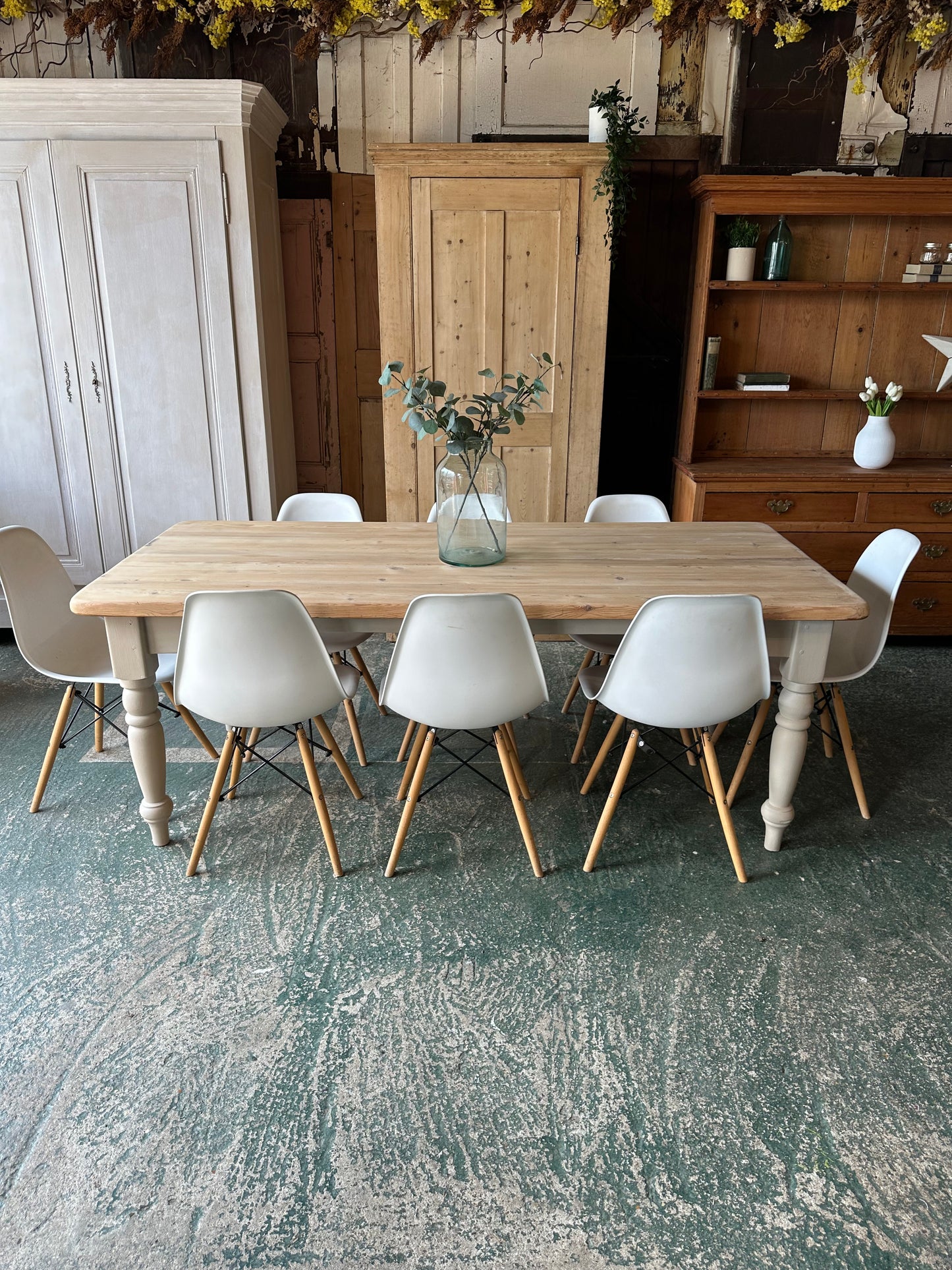 Rustic farmhouse table 8 seater