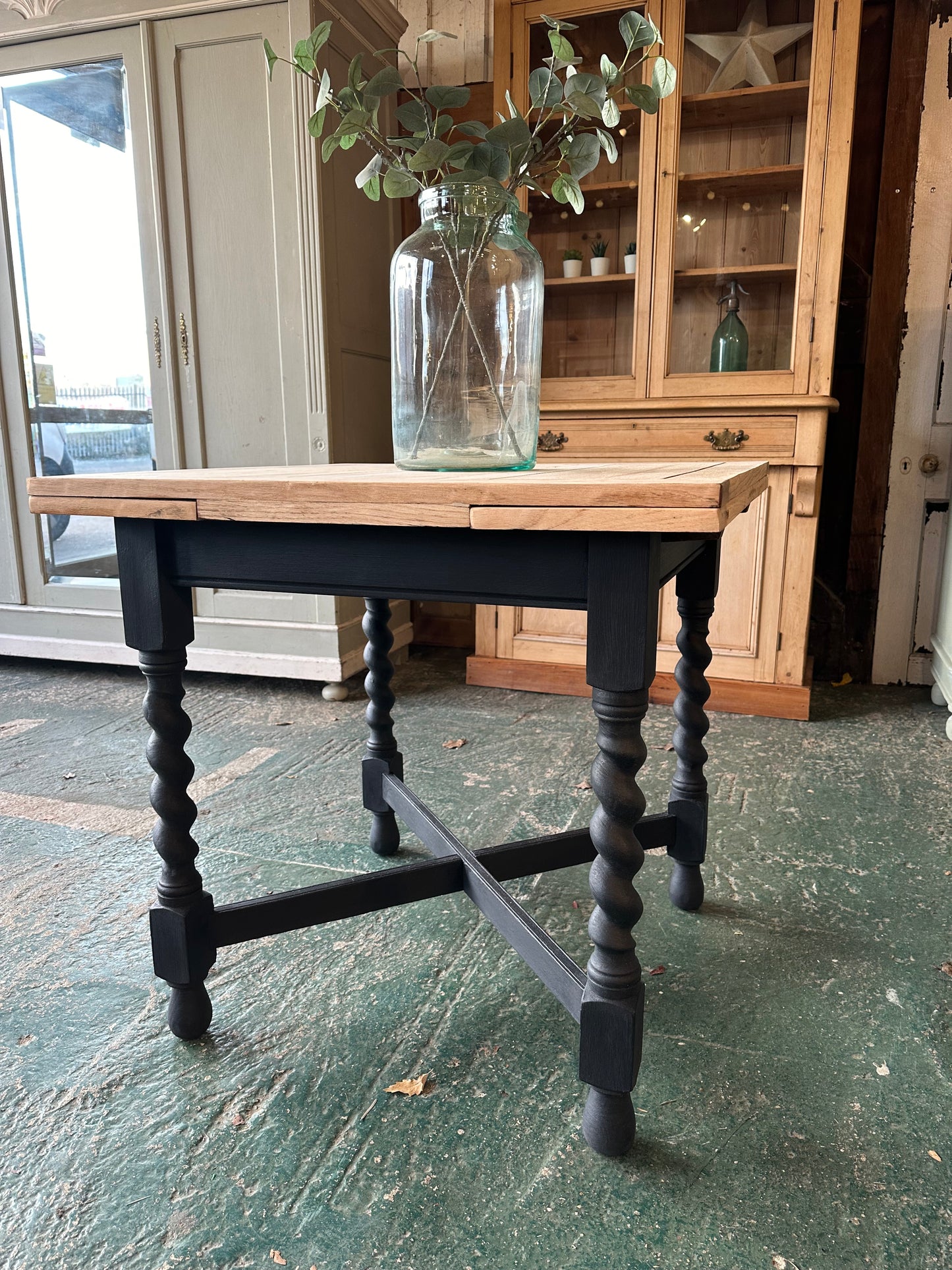 Rustic oak barley twist draw leaf table 4 seater