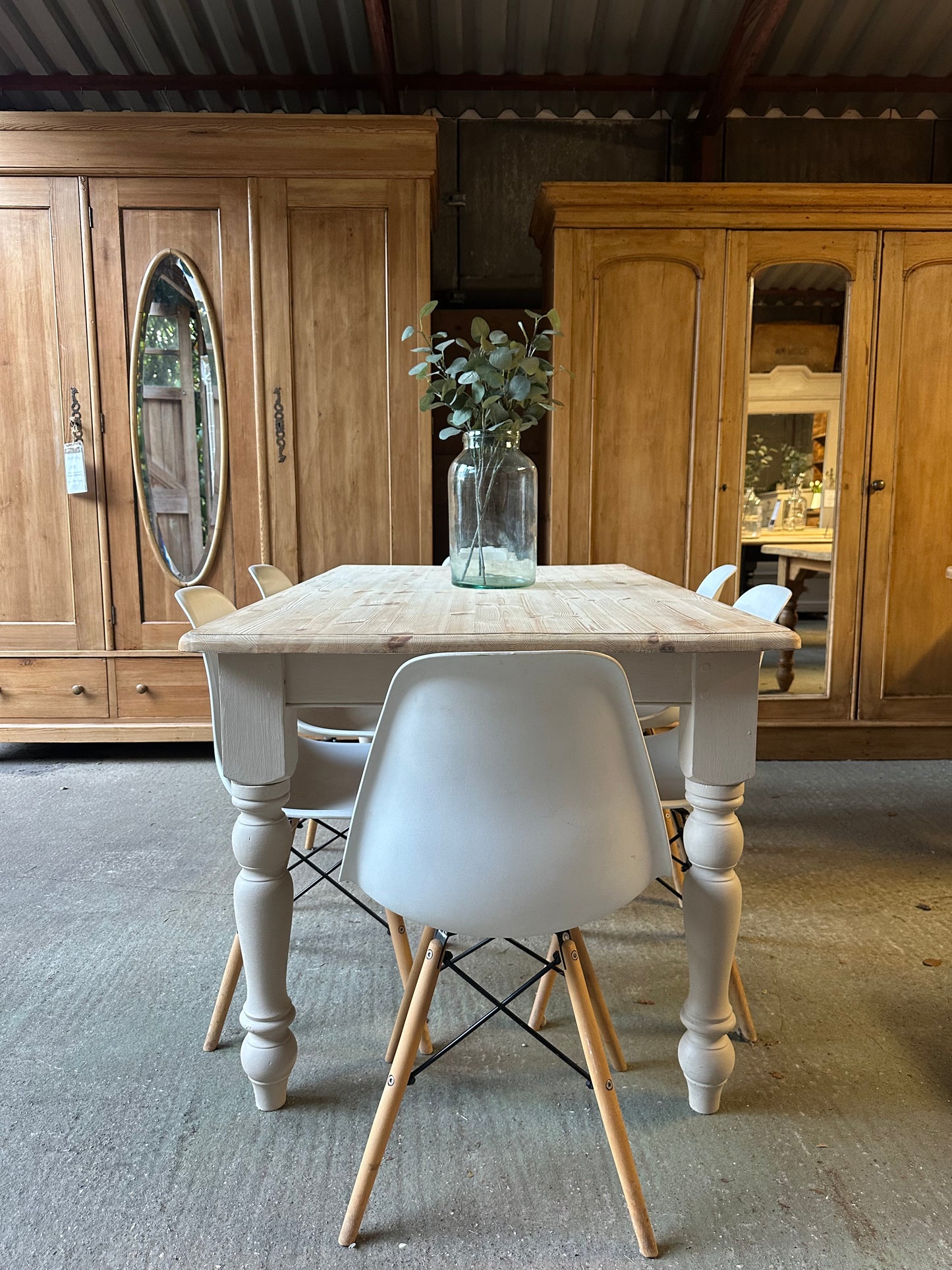 Farmhouse table 6 seater